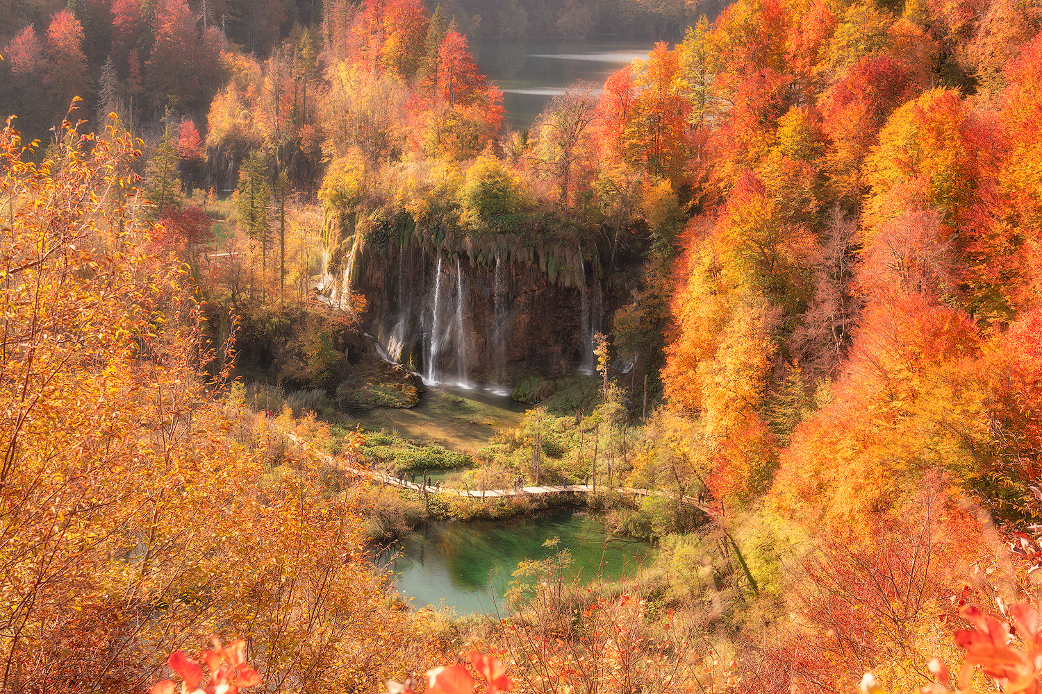 Cascata autunnale ai Laghi di Plitvice, Croazia