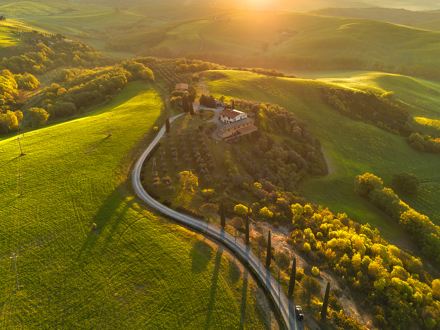 Agriturismo in Val d'Orcia fotografato con drone