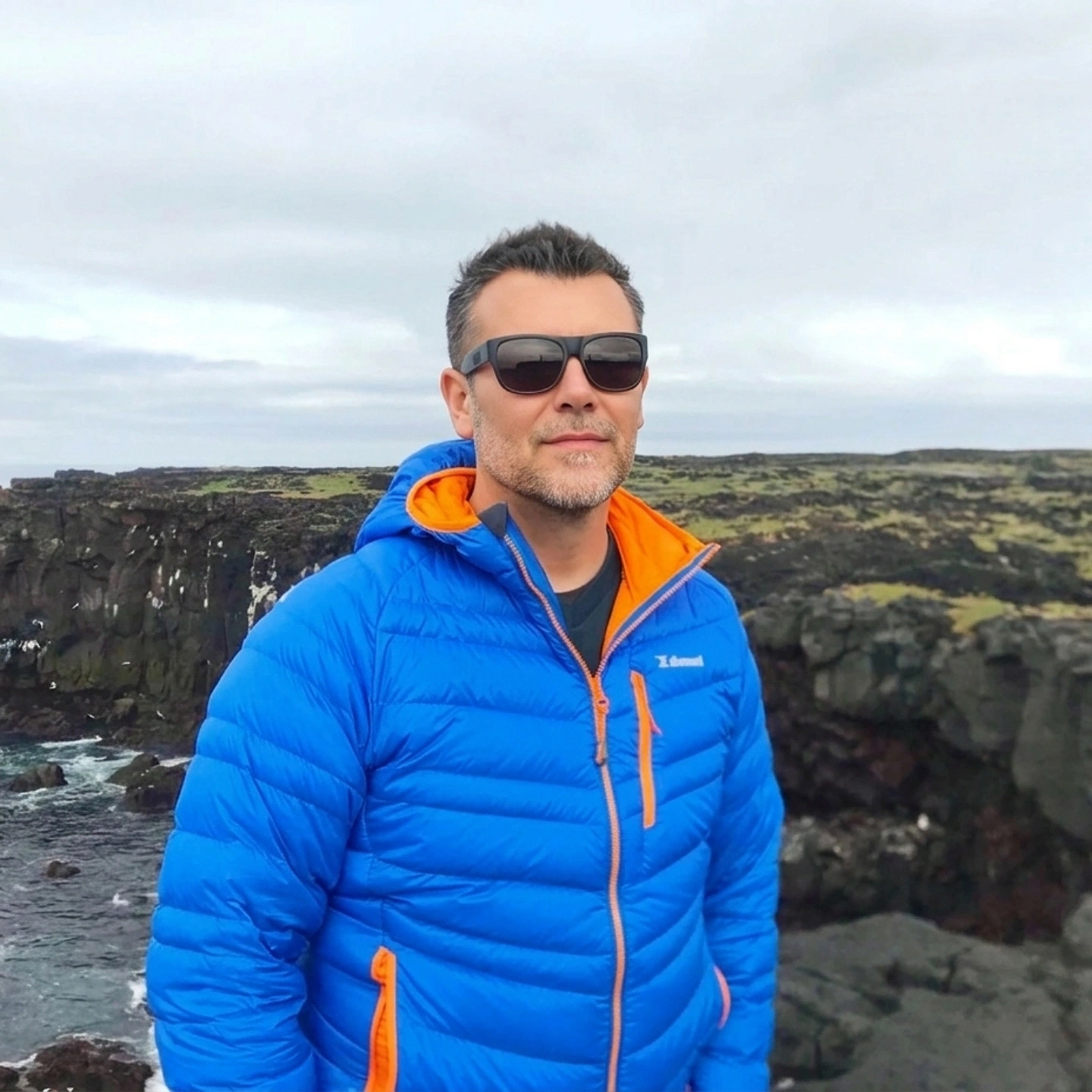 Nicola Chinellato fotografo di paesaggio durante un viaggio fotografico in Islanda
