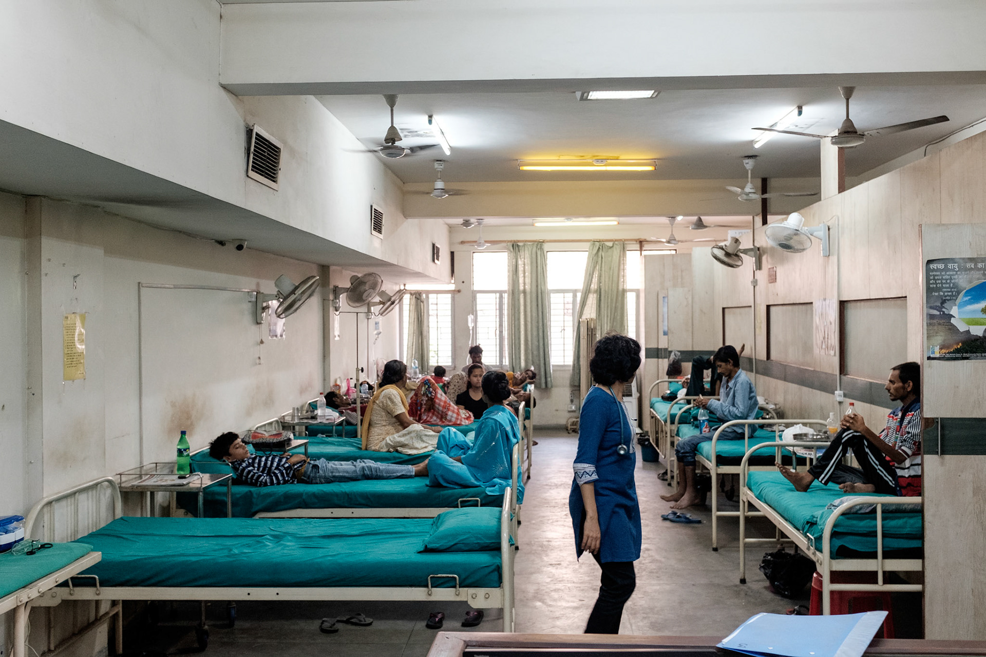 Dr Savita stands in the Salom Delhi Hospital's small ward.