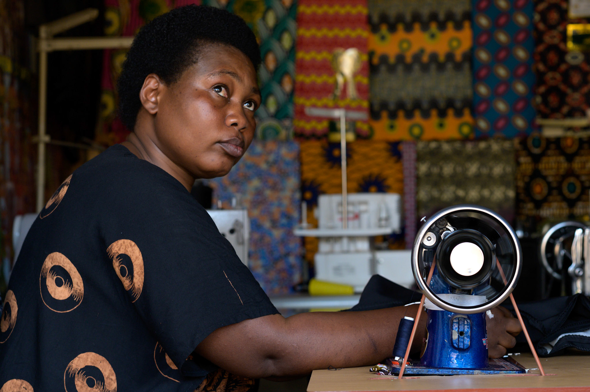 Sauda leads a sewing cooperative making clothes and bags. They have leased new general and specialised sewing machines to expand their cooperative and offer training to young women.