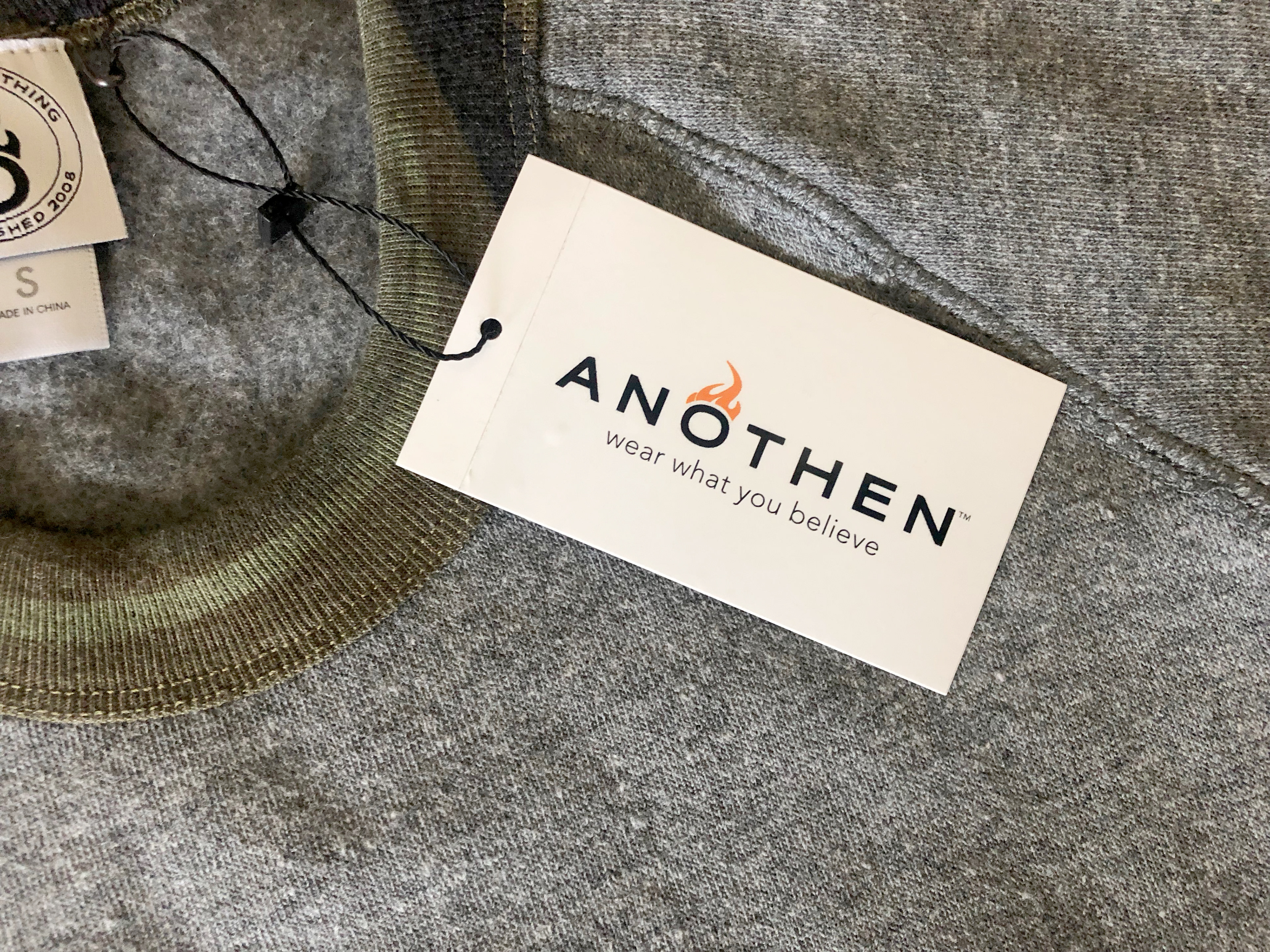 Hangtag Detail (sticker)