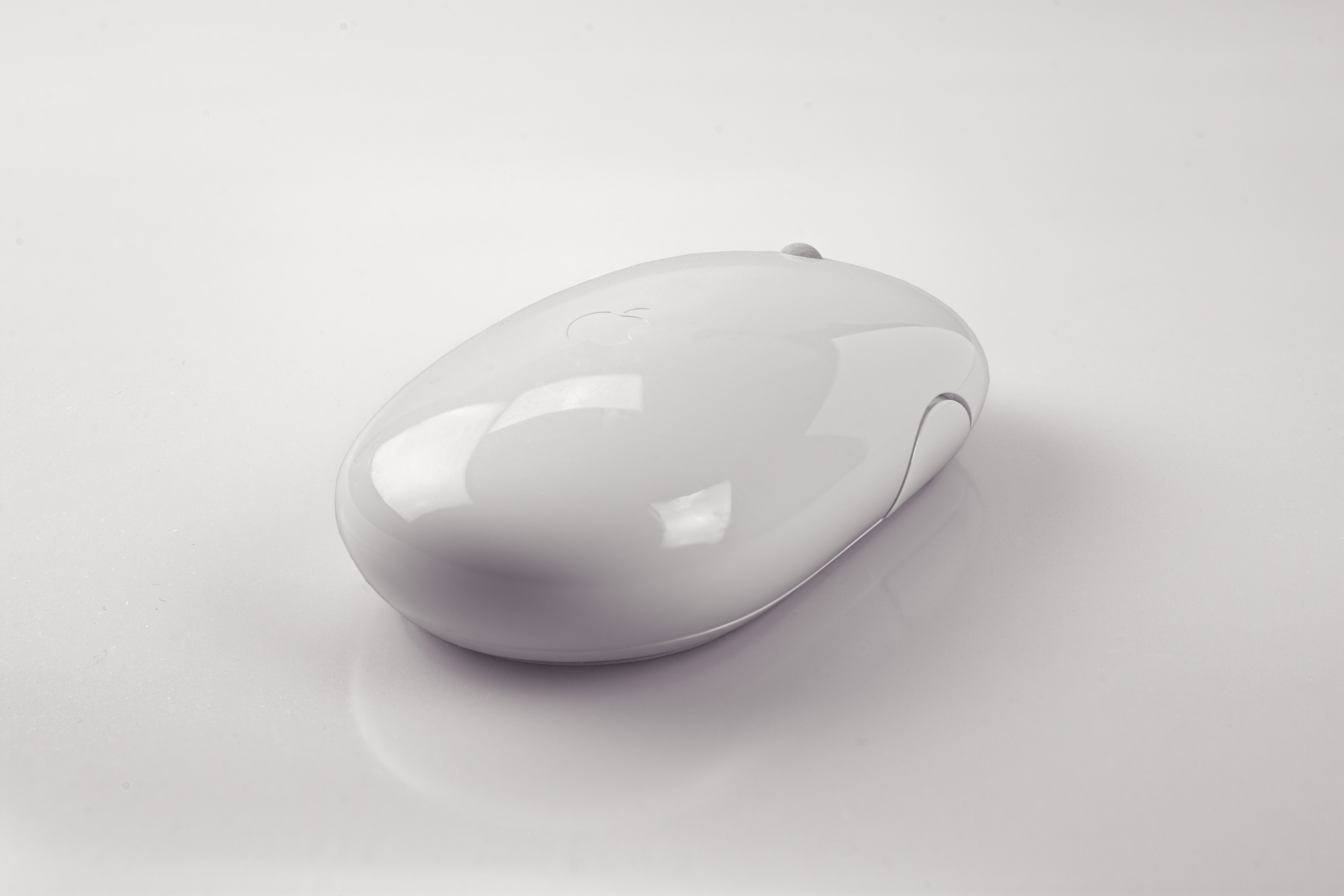 Apple Mighty Mouse (Wireless) No. 2