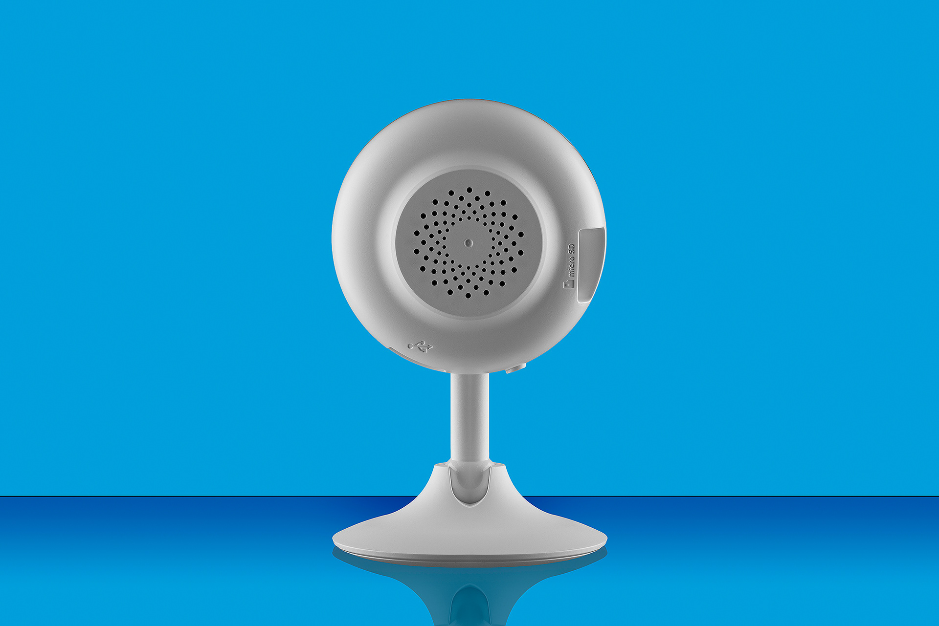 Профессиональный снимок видеокамеры для интернет-магазина