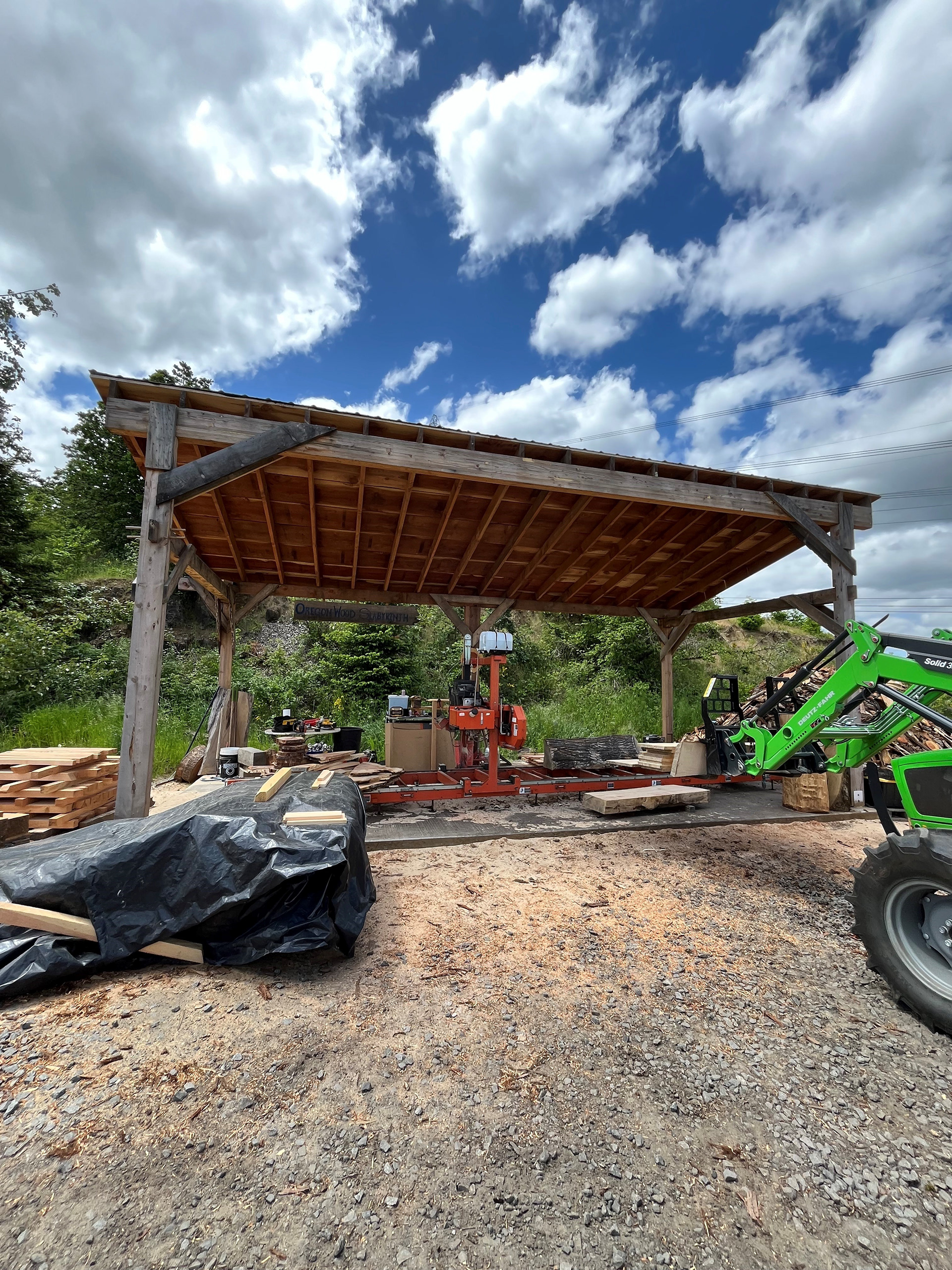 Trip to the "Slabyrinth" a sustainable wood supplier in Eugene Oregon. The Slabyrinth repurposes wood from the Santiam Pass Forrest Fires and processes it into snowboard cores.