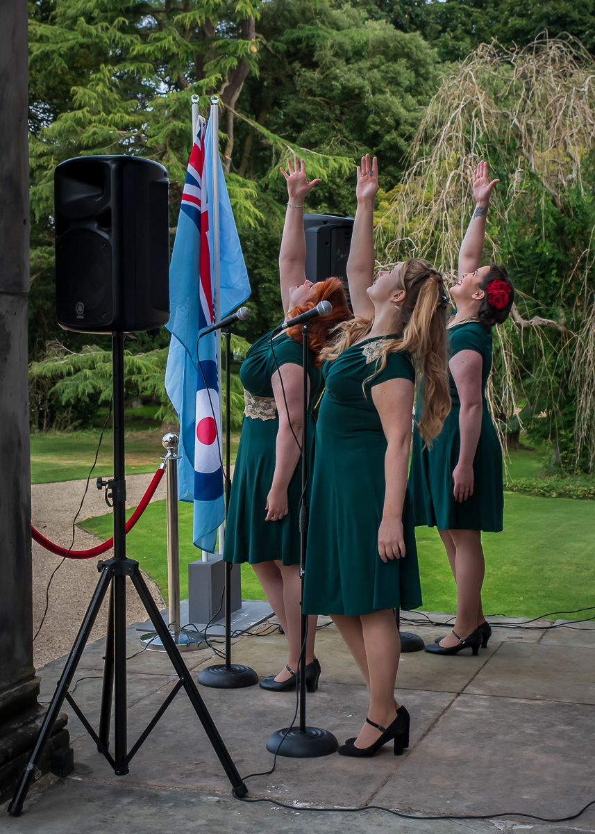 The Ragtime Dolls in action