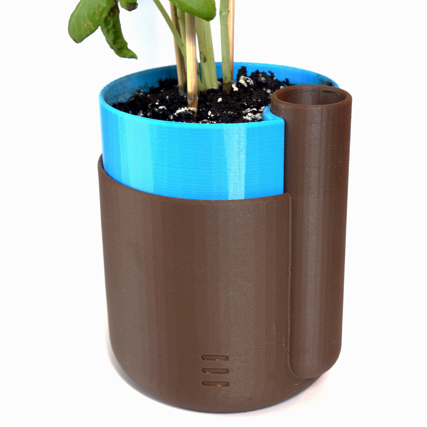 Self-watering planter