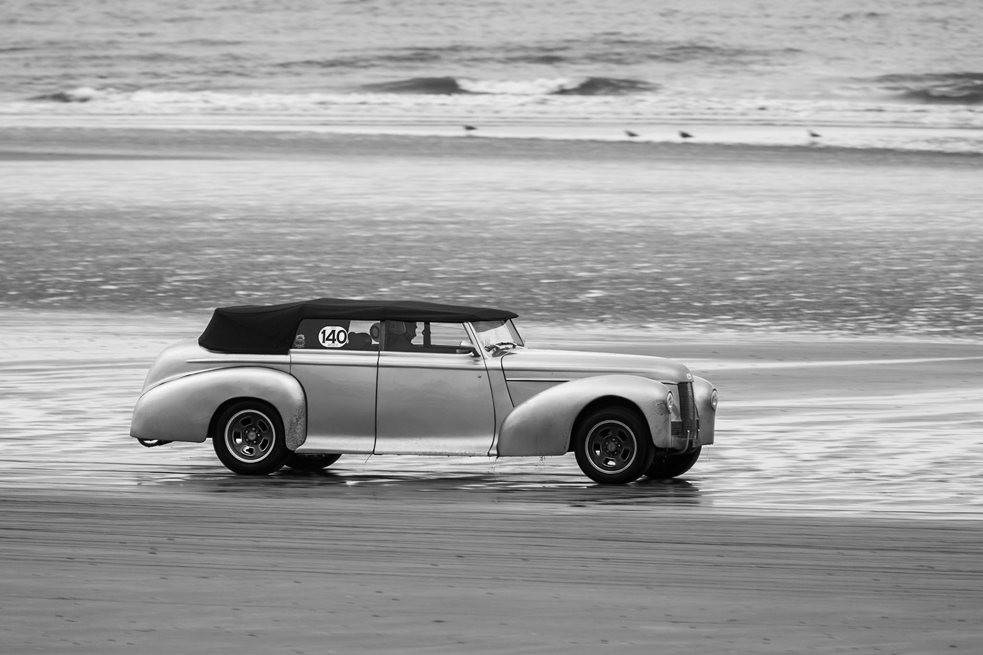 Humber Pullman. Race the Waves, Bridlington. April 2023