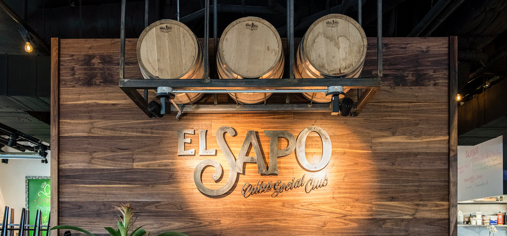 El-Sapo-Cuban-Restaurant-Logo-Sign
