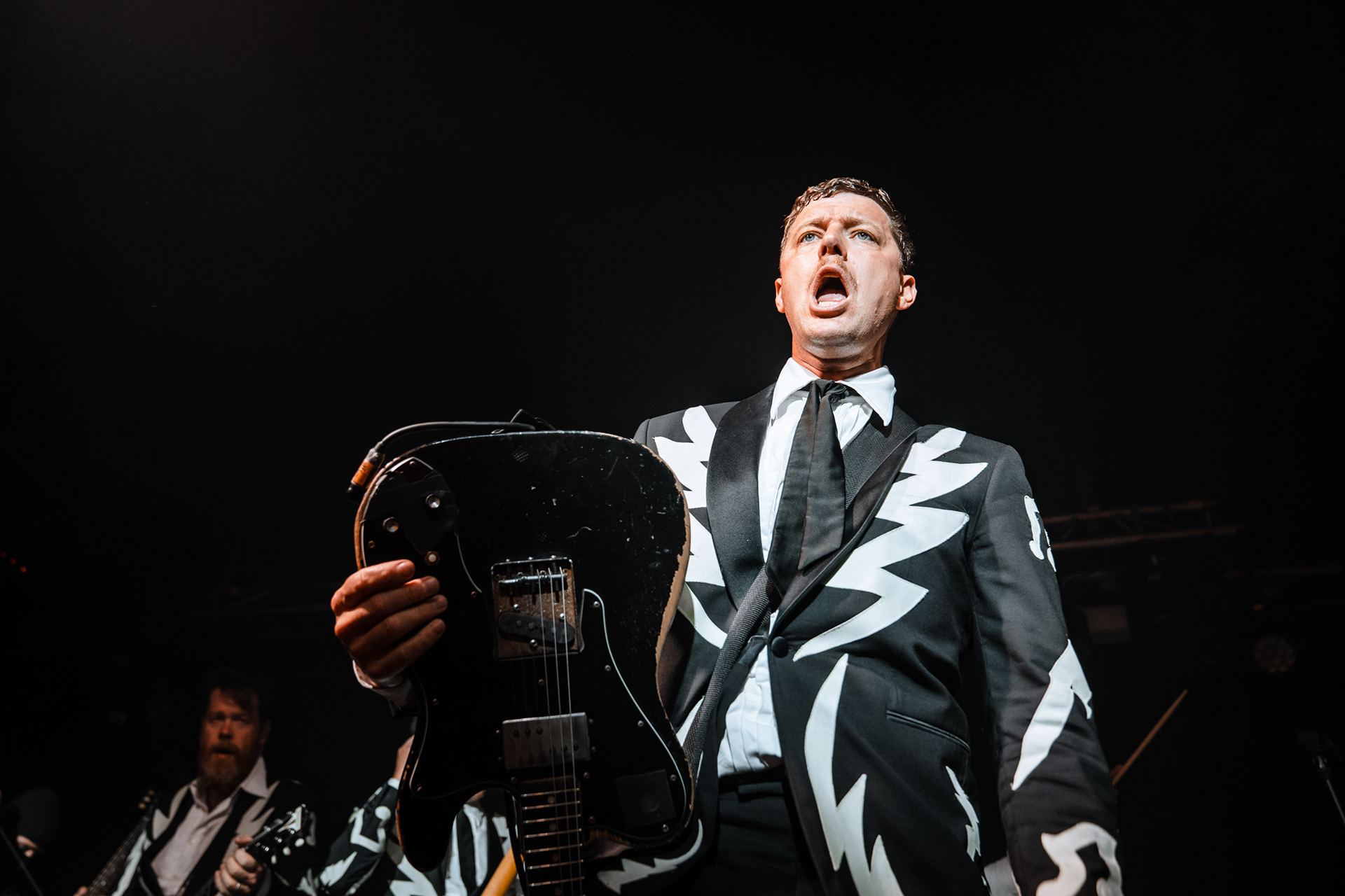THE HIVES