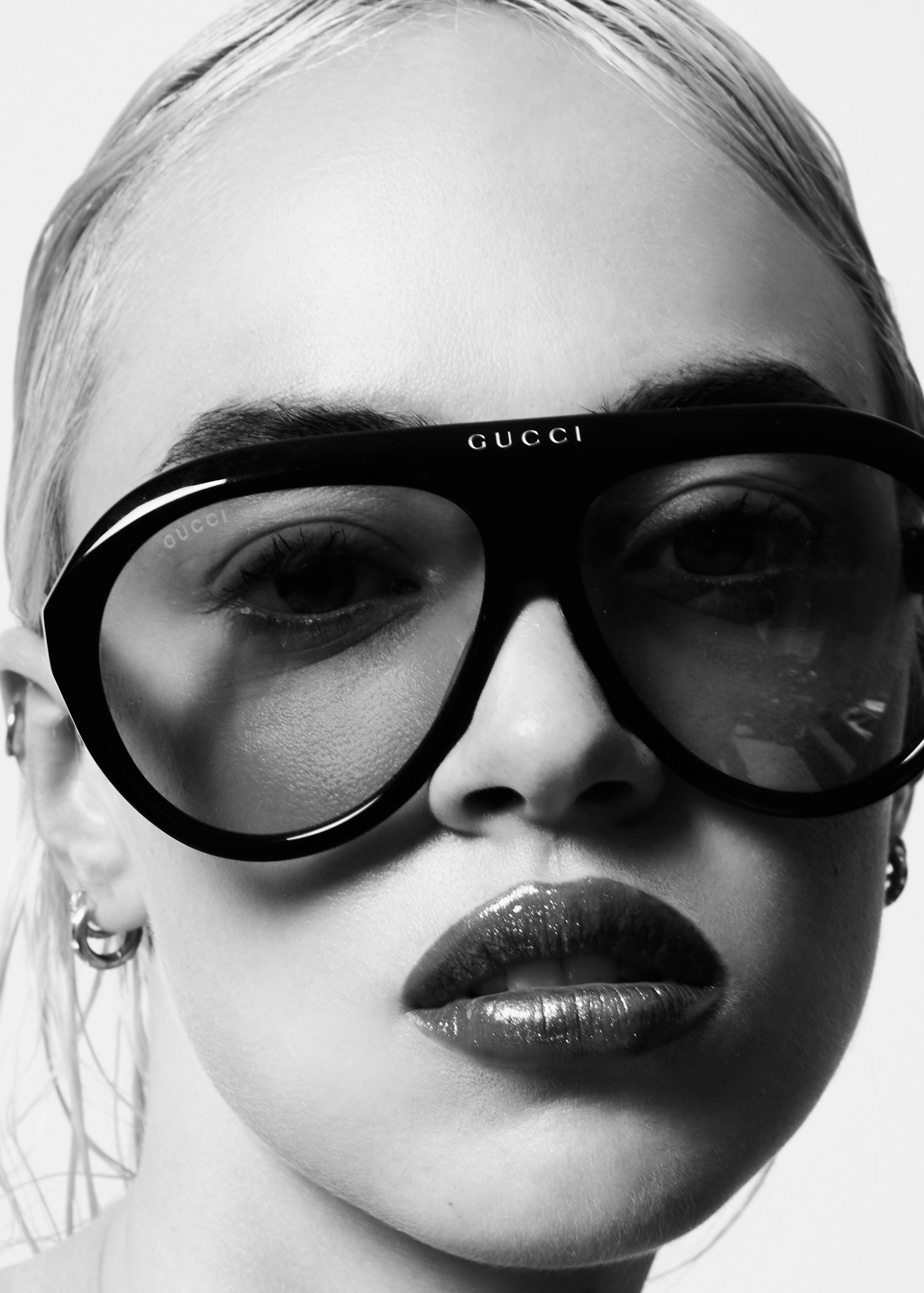 Model wear Gucci