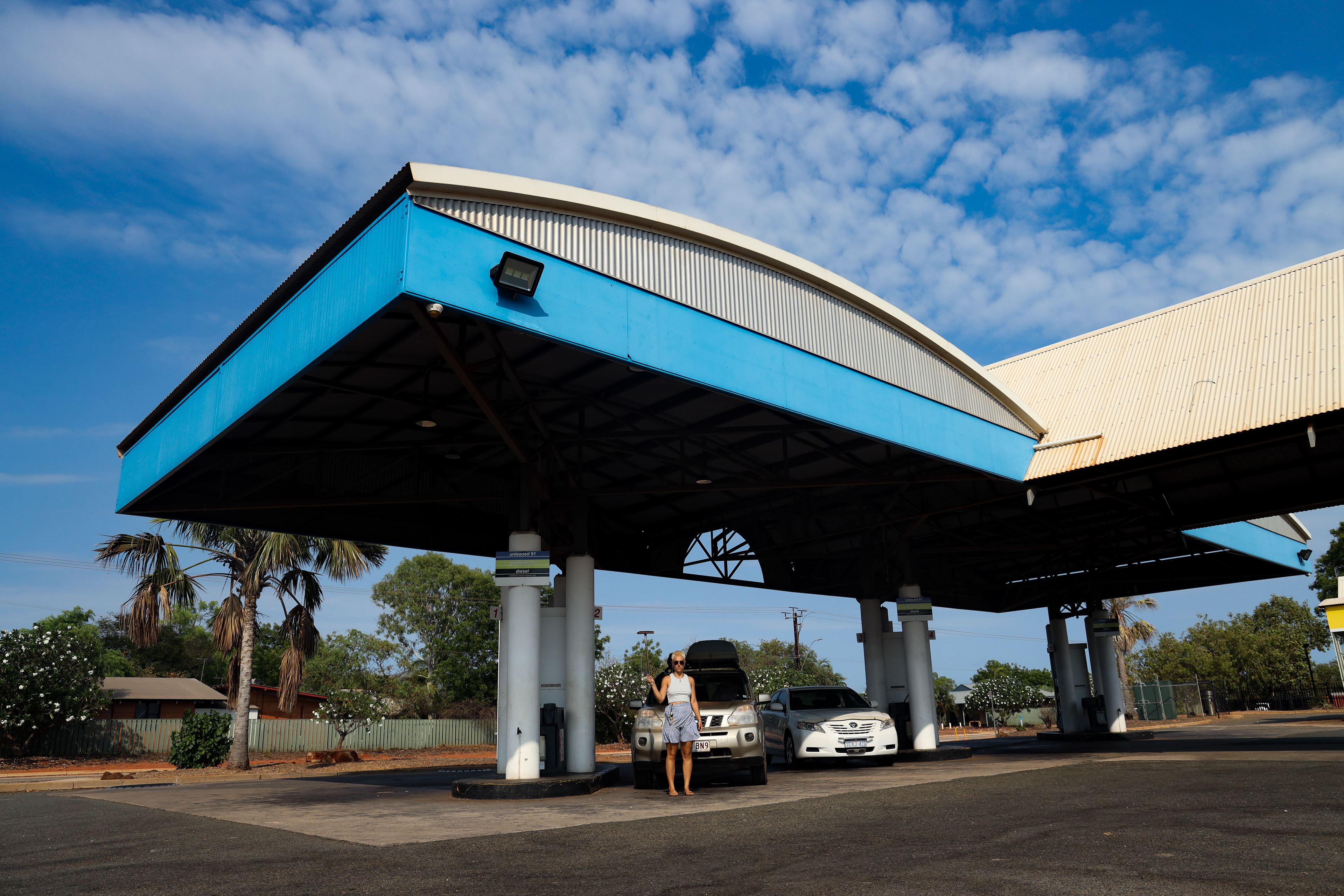 42- 179.9 AUD cents/ litre
