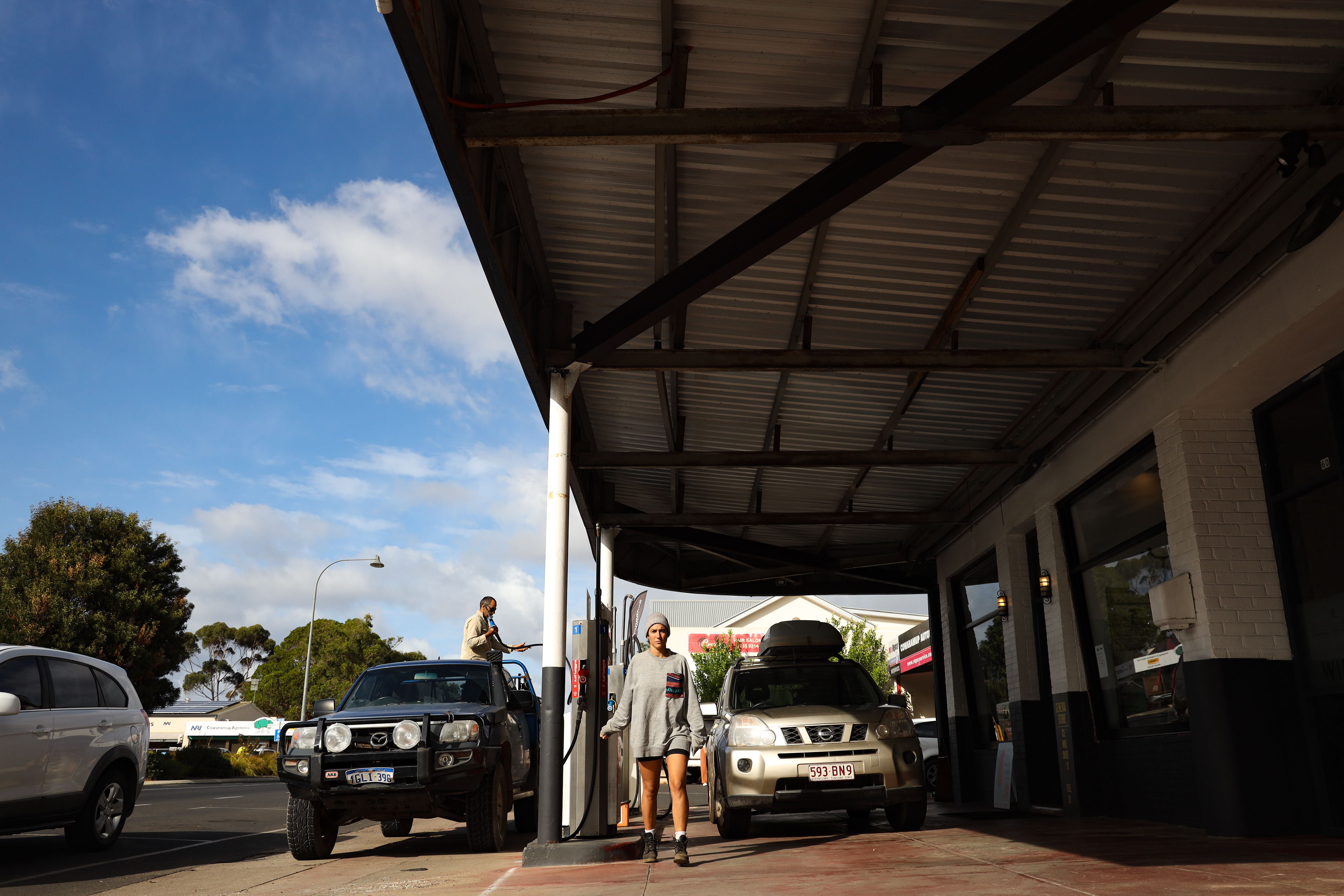 70- 179.9 AUD cents/ litre