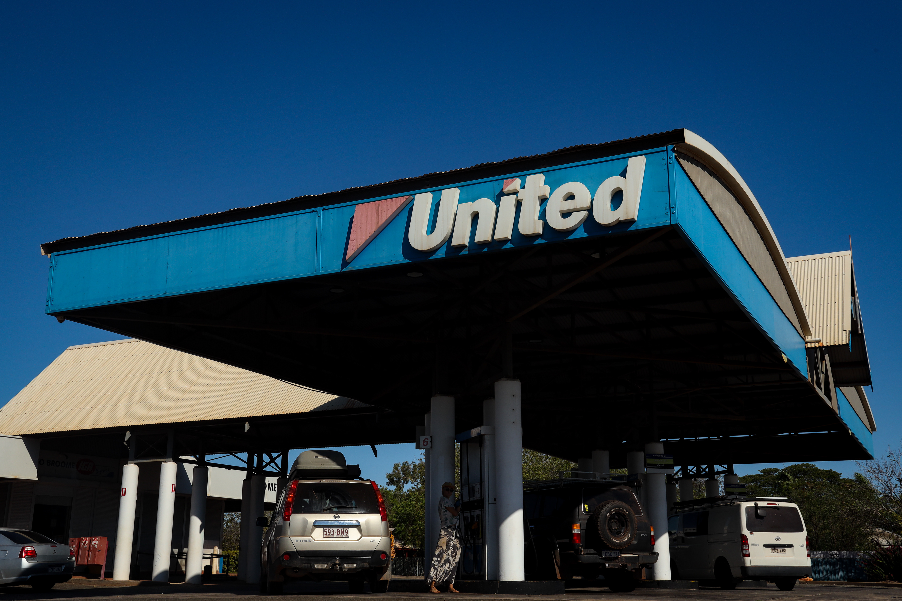 39- 177.9 AUD cents/ litre