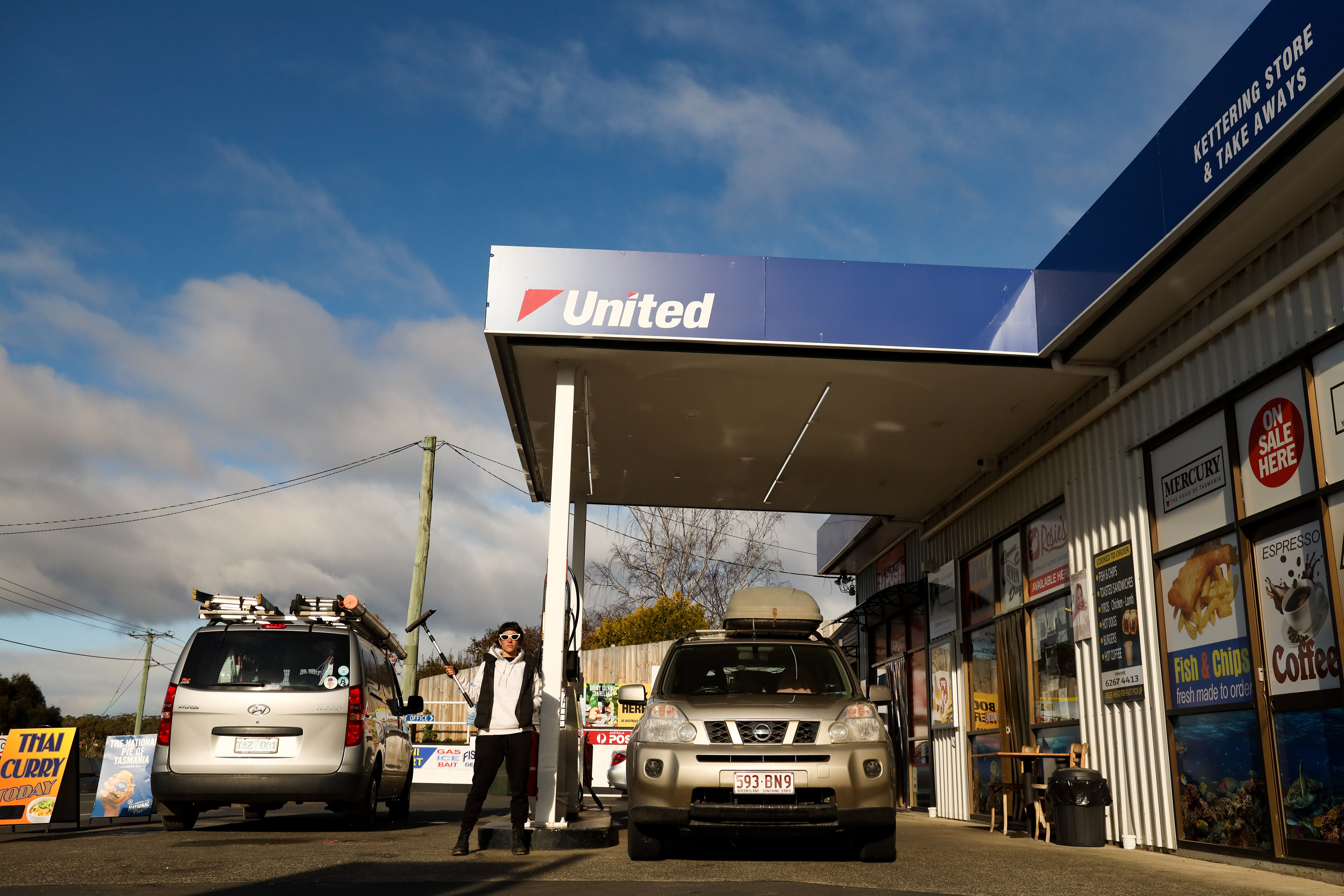 90- 203.9 AUD cents/ litre