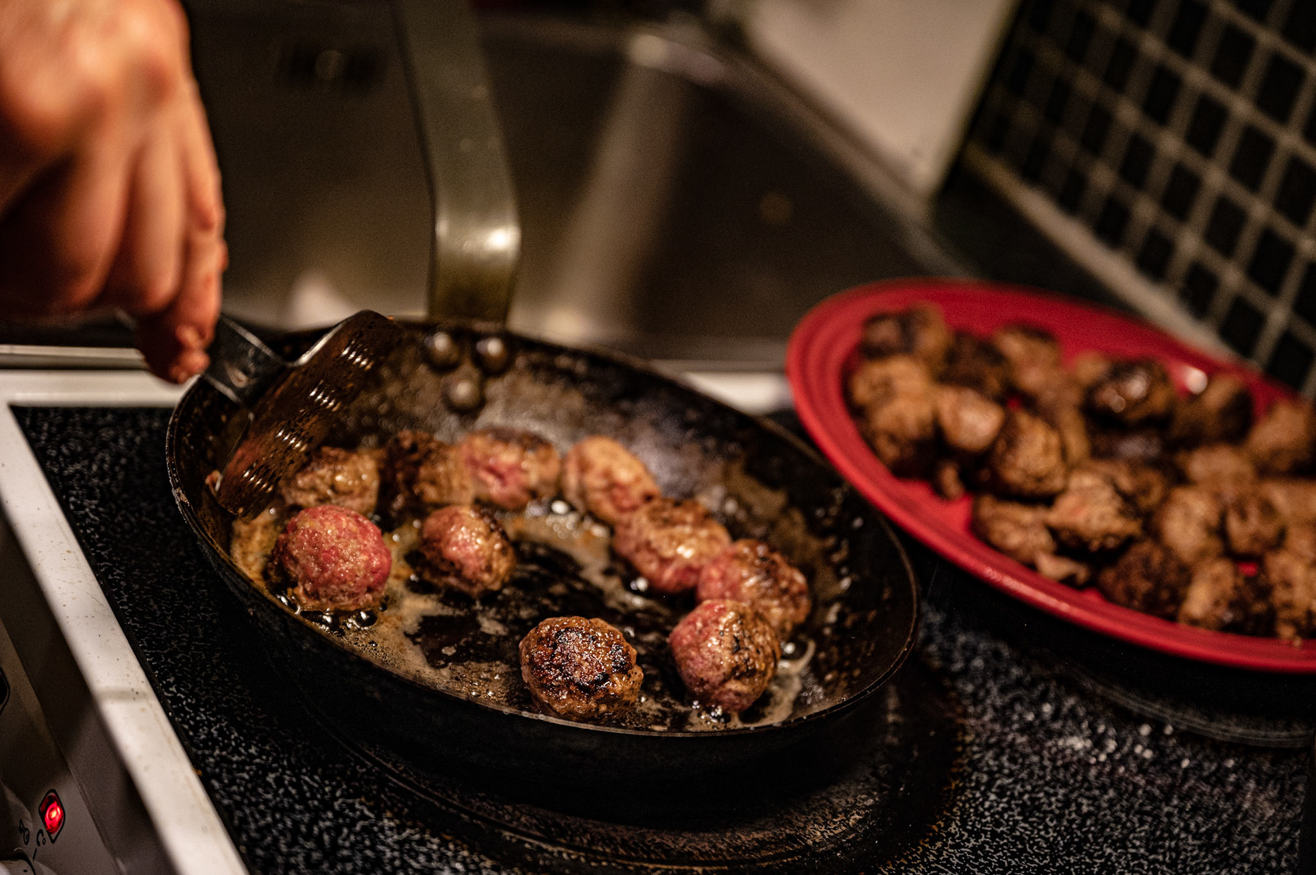 Köttbullar (meatballs)