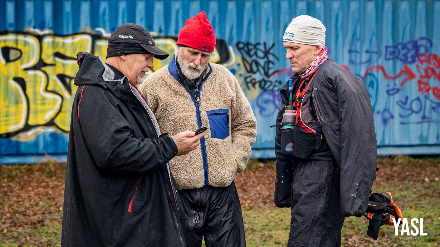 James Venimore (owner of Kajaktiv), Erik Wallgren (founder of Nomado and race director for 8th Annual Bråviken Cold Feet Paddle Race), and Ola Oppås (friend and well-known adventure racer in Sweden) reviewing the route before the race.