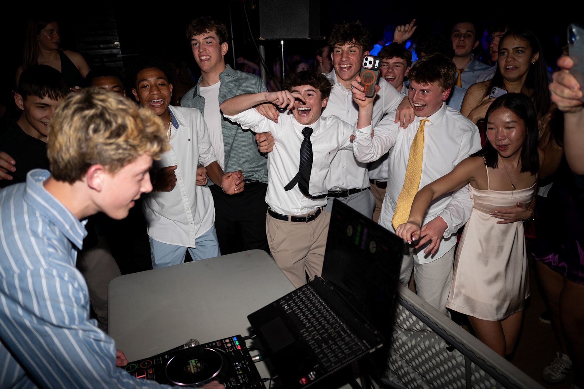 Adrian Lynch ’28 energizes FROSH with a surprise DJ set on Mar. 20.