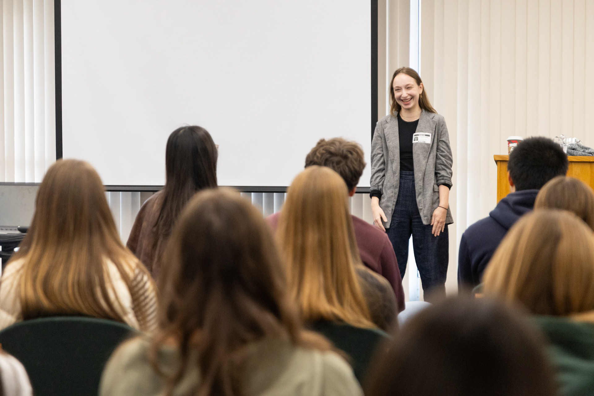 NYT reporter Teddy Rosenbluth ’16 visits her alma mater at Strath Haven High School on Dec. 5.