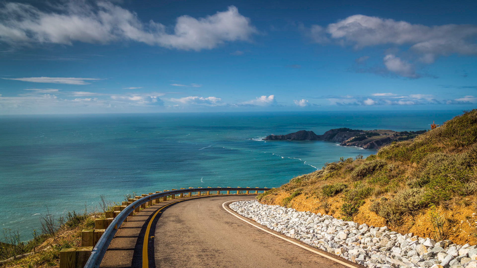 Hawk Hill is famous for it amazing views of the San Francisco Bay and the city, but I also love the view from the opposite side overlooking Point Bonita and the Pacific Ocean.