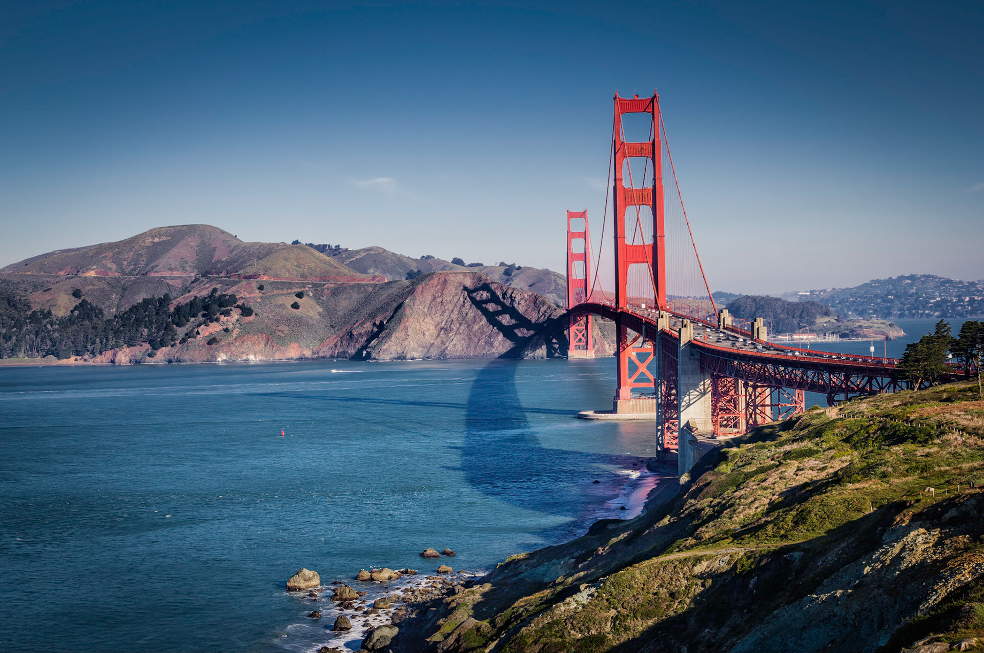 Originally published:
http://www.phototraces.com/photo-location-guide/what-to-see-and-photograph-in-san-francisco-if-you-only-have-2-hours/