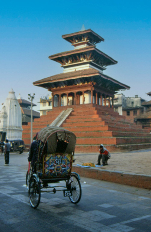 Temple Maju Deval