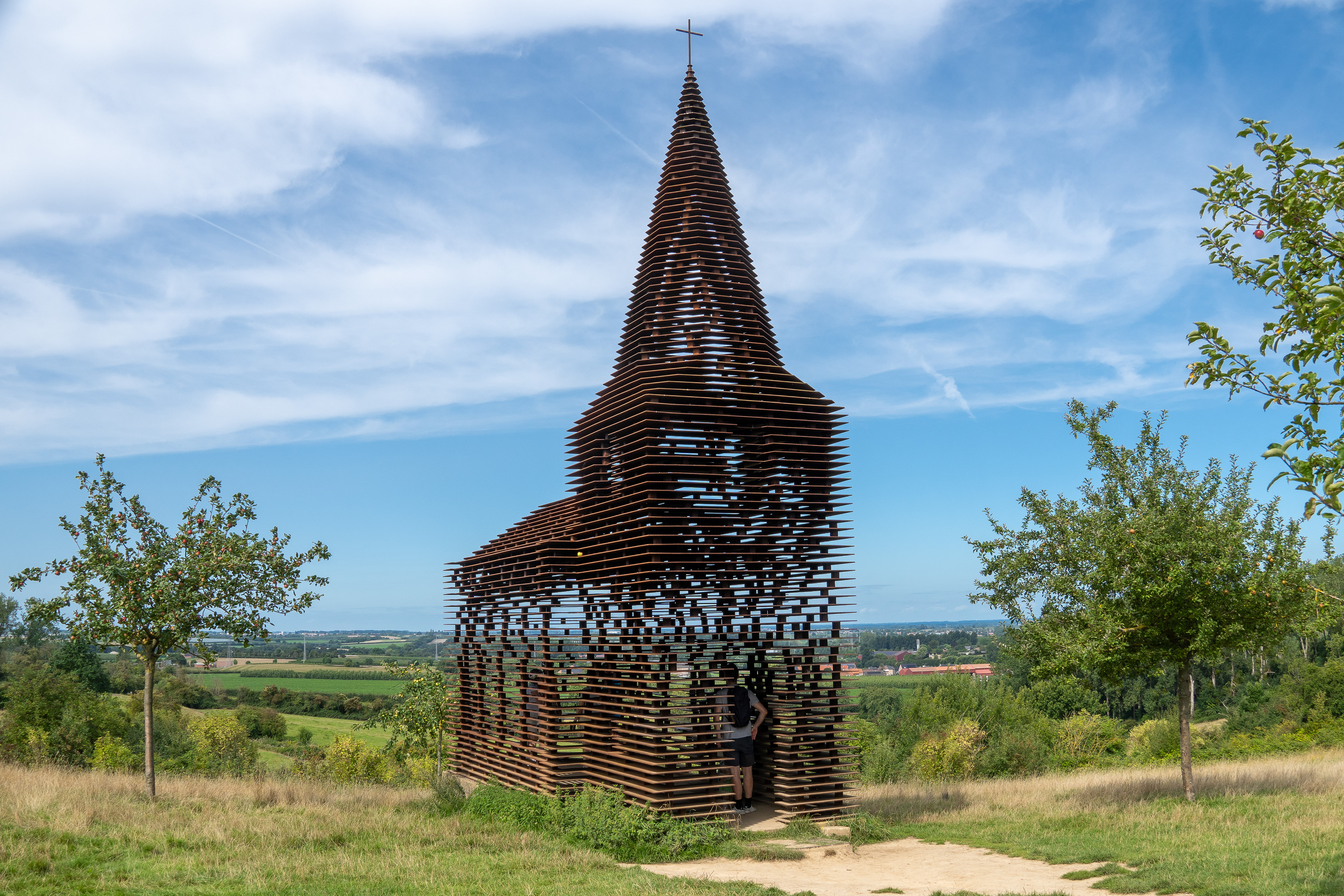 Doorkijkkerk "Reading between the lines"