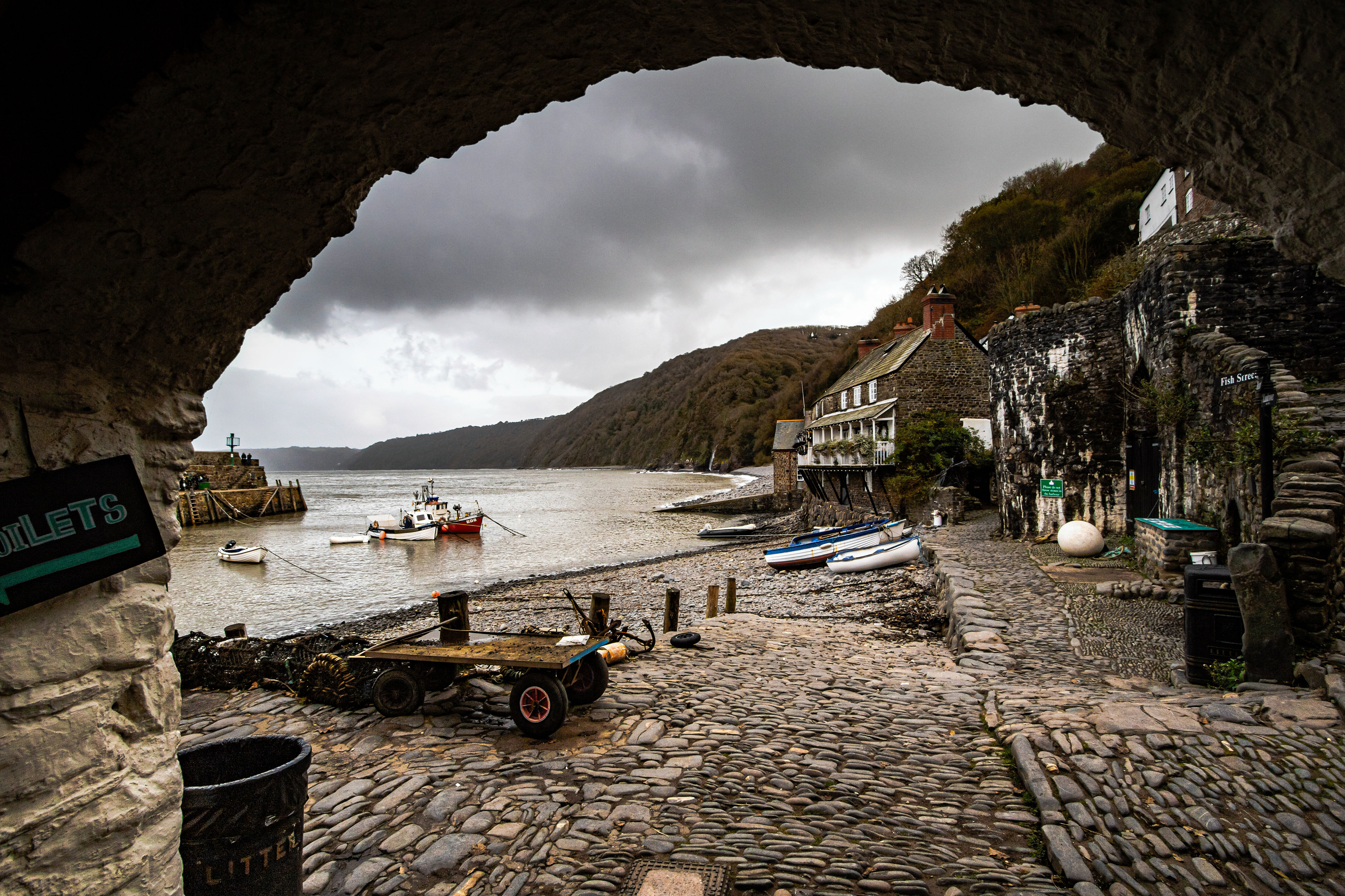 Clovelly Harbour Arch