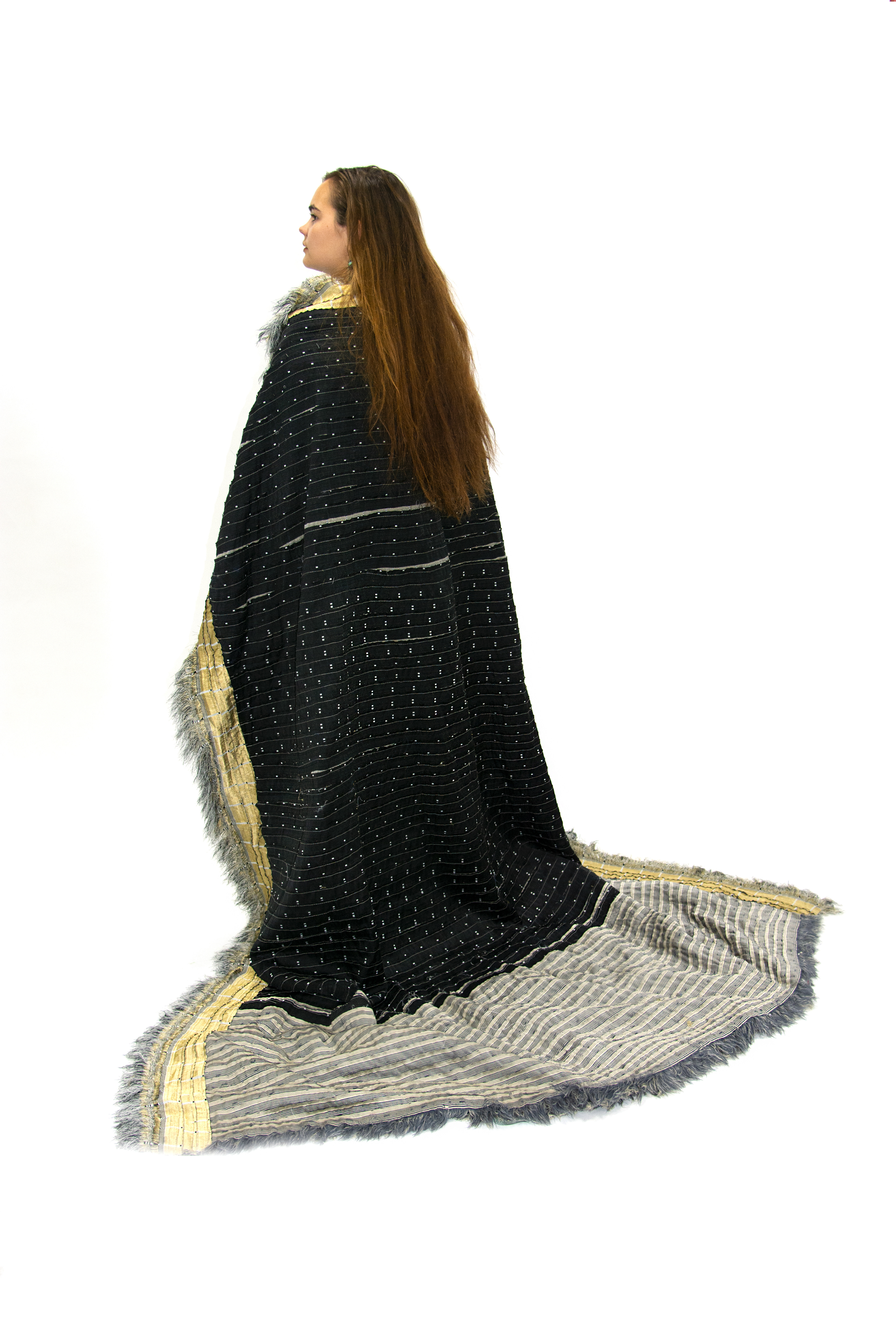 FLUFF cape back