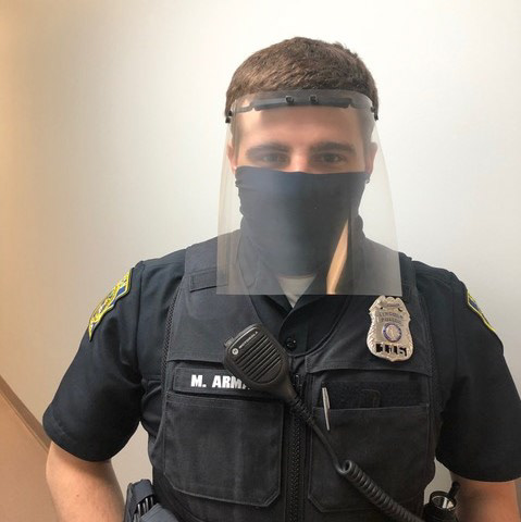Bedford Police Officer wearing a 3D printed face shield