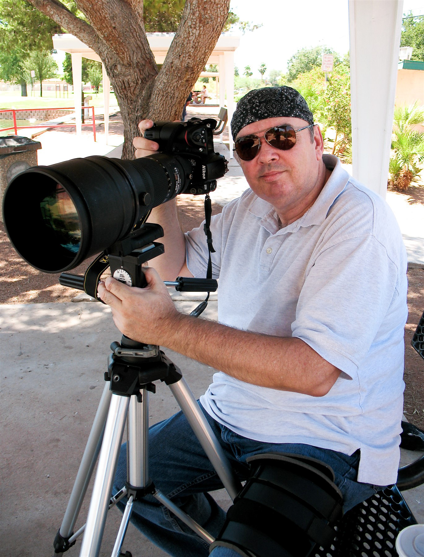 Jon Dize Nikon 400mm f2.8 lens