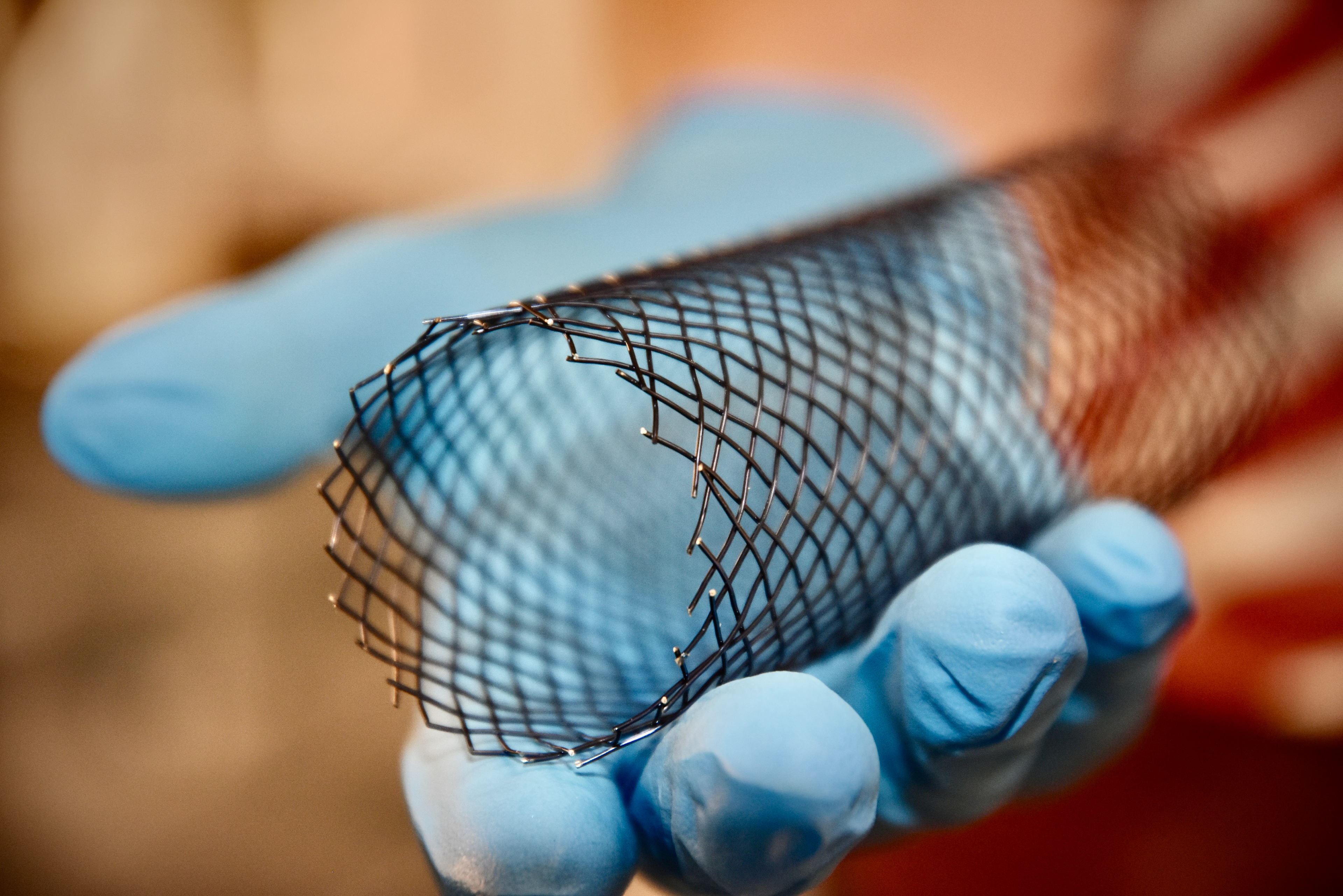 Close-up of a weave used in implantable medical devices
