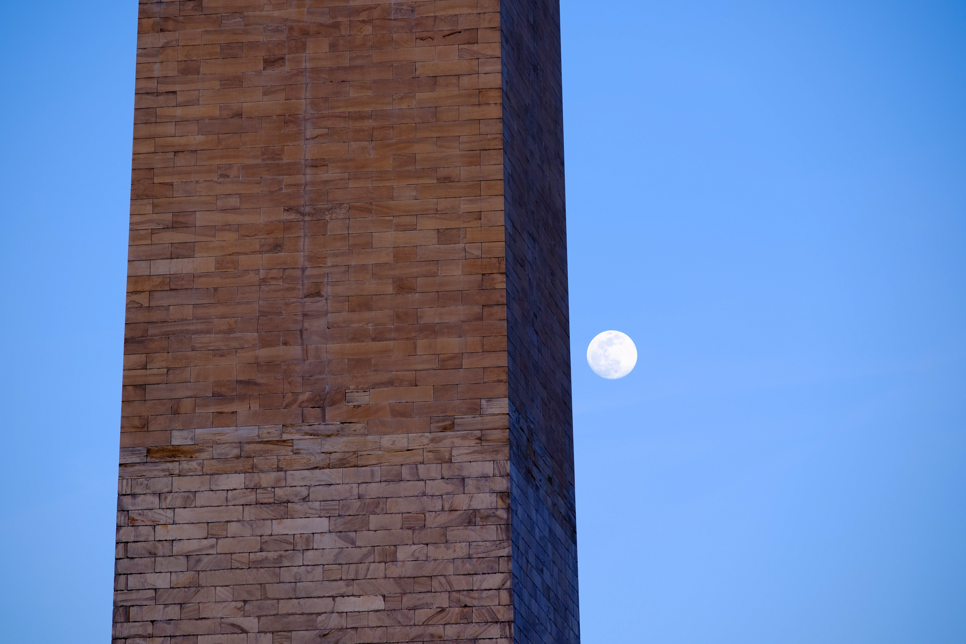 Close-up of the Washington Monument