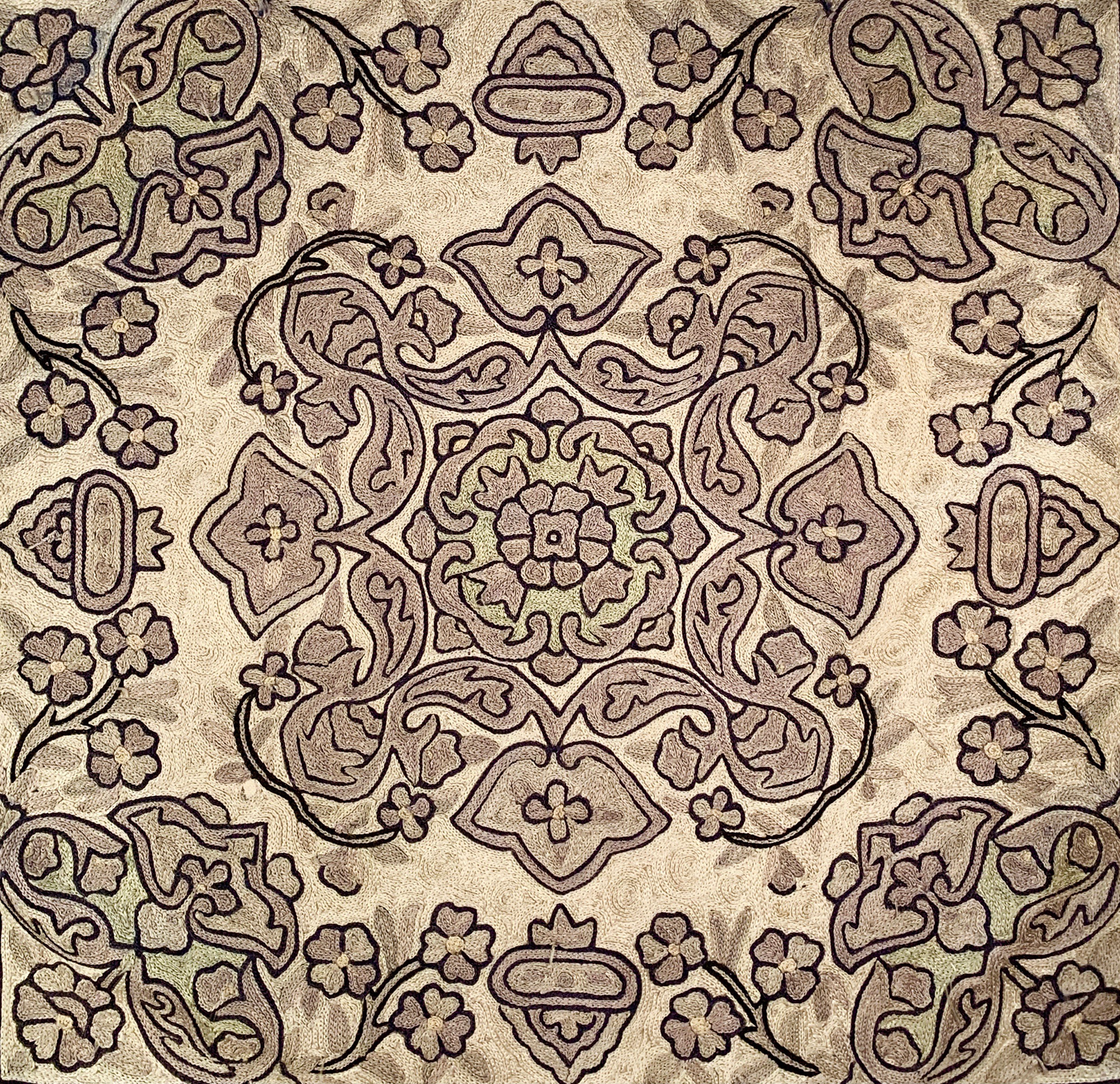 Hand-embroidered Suzani floor pillow, Turkey: Photo: Maissa Hamed ©