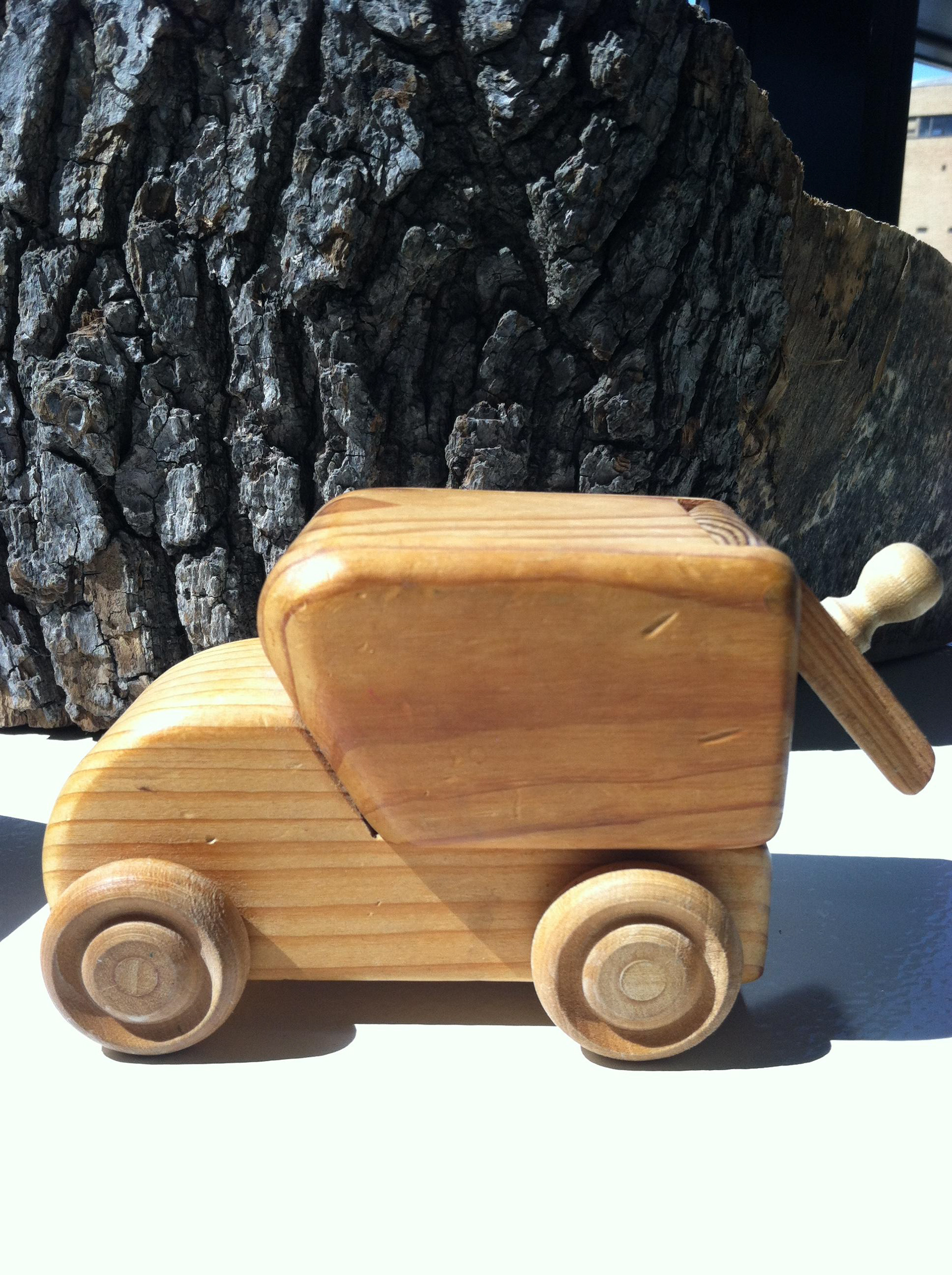 Wood is a blessing among many. Photo: Maissa Hamed ©