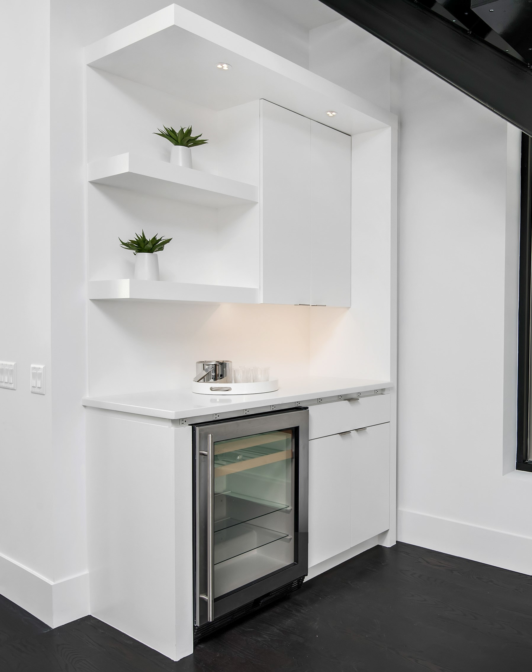 Mini Bar Under Stair