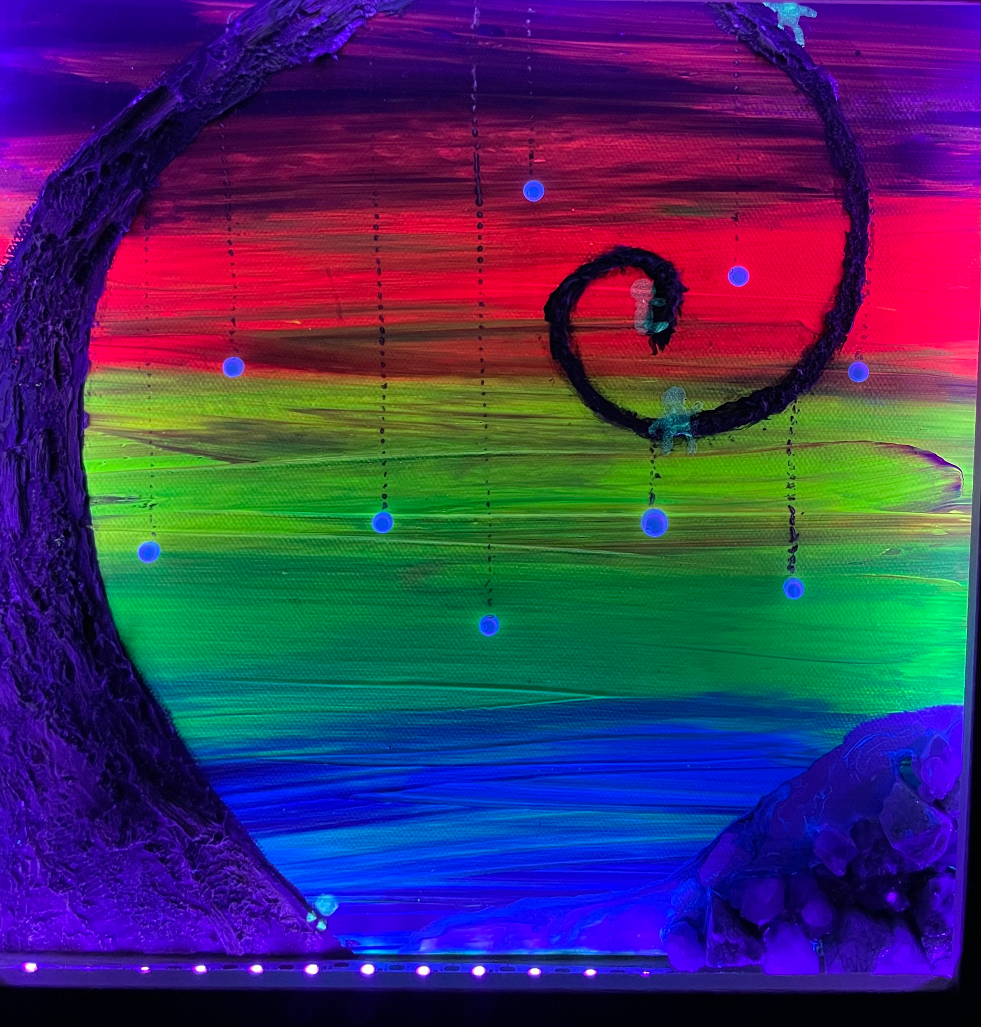 Blacklight View - Frame in ON position