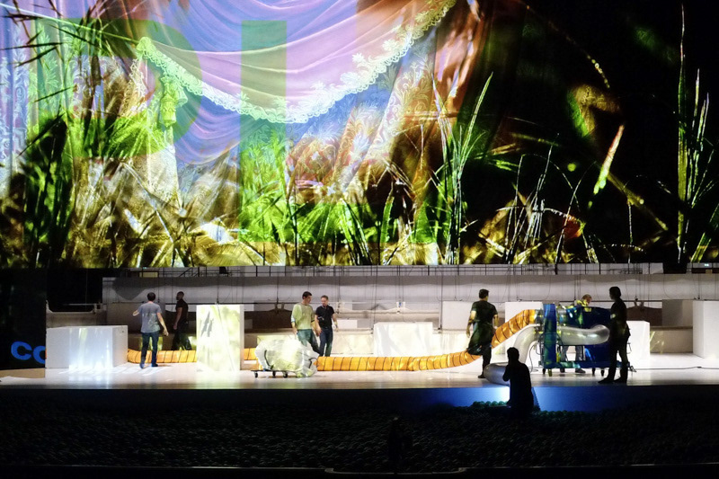 la machine à aspirer les balles de Play