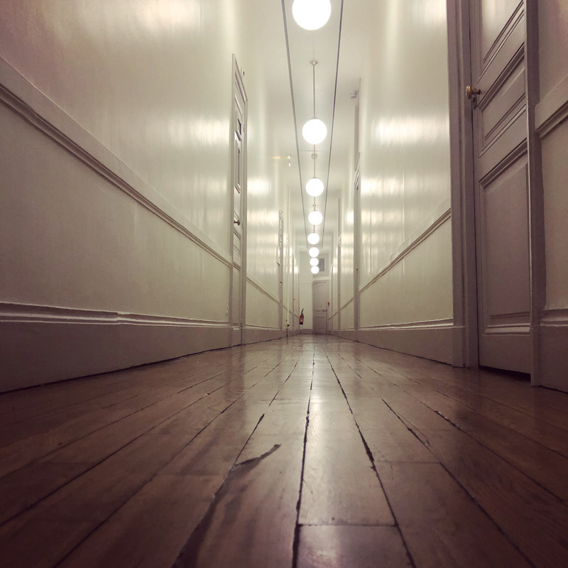 Couloir des loges d'artistes