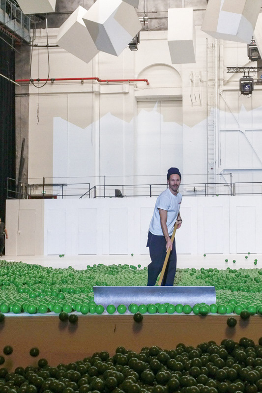 Quand le chorégraphe met la main à la pâte...