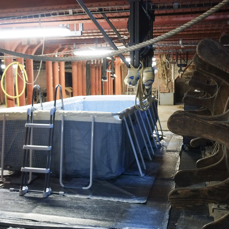 Tournage en maillot de bain au 5èmes dessous