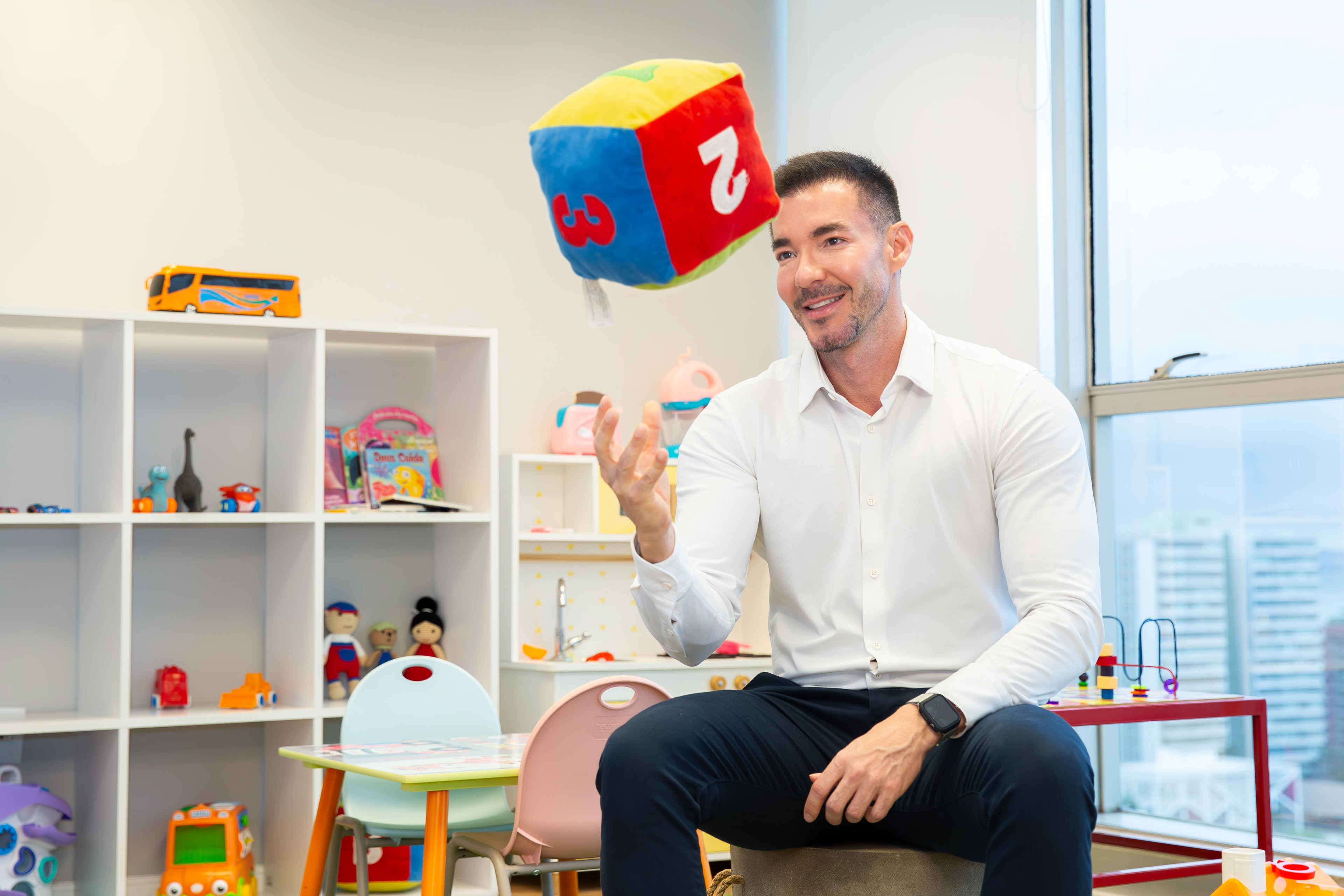 Thiago Gusmão - Neurologista Infantil
