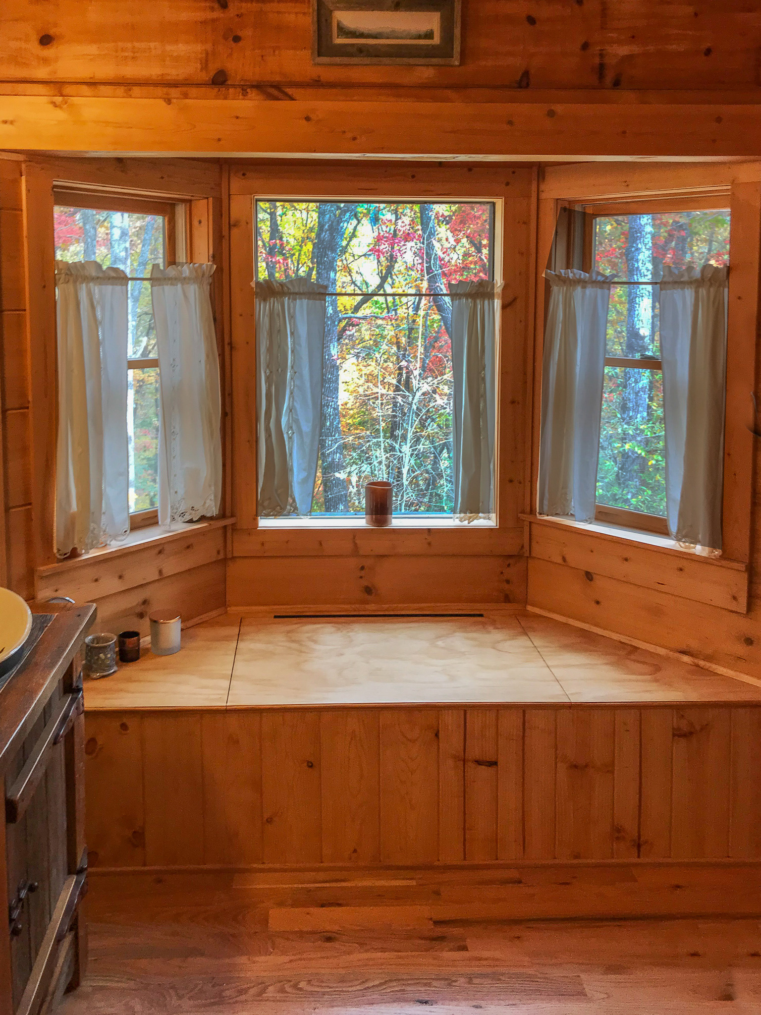 WINDOW SEATING EXPANSION