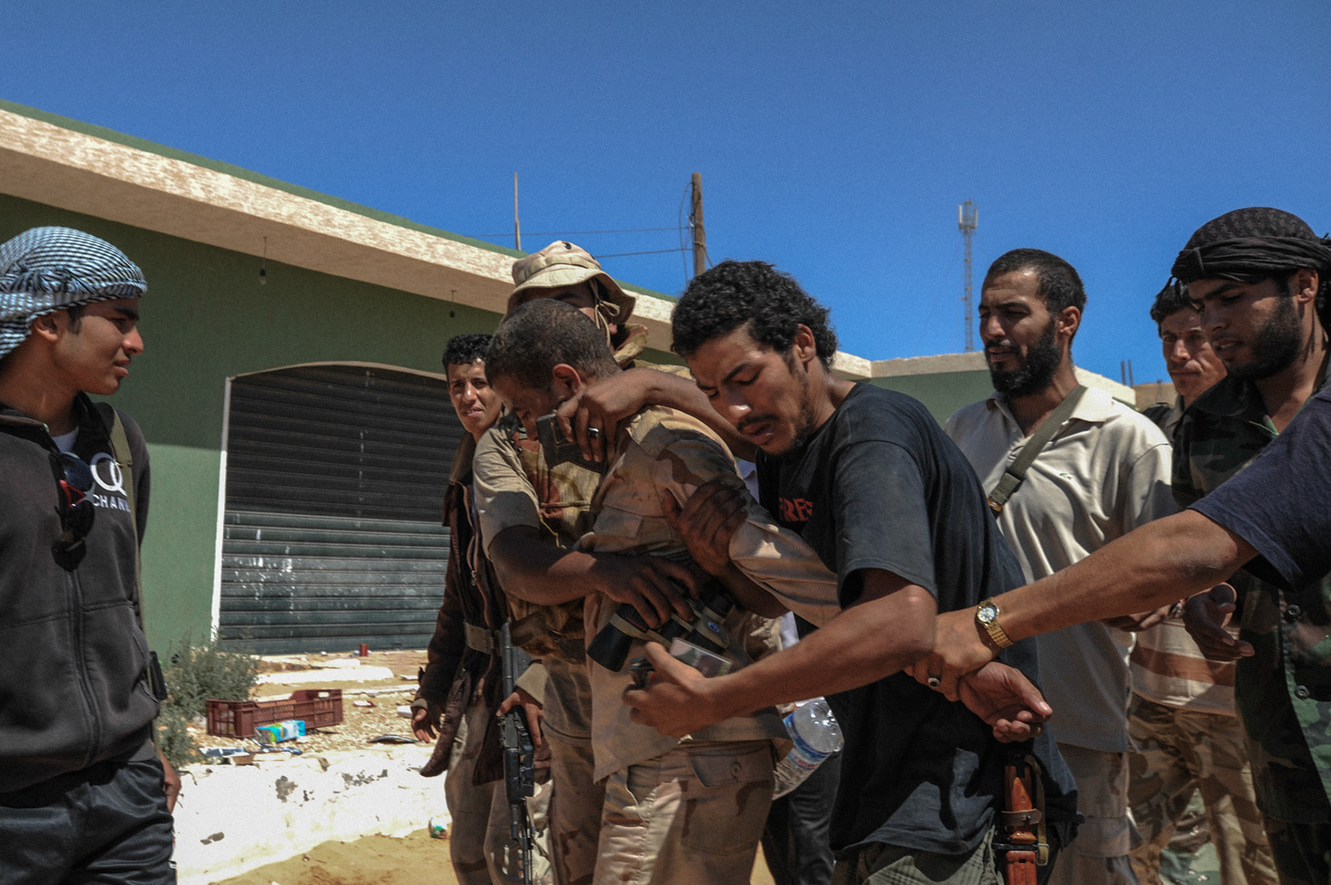 Libyan revolutionary forces advance on Zawiya