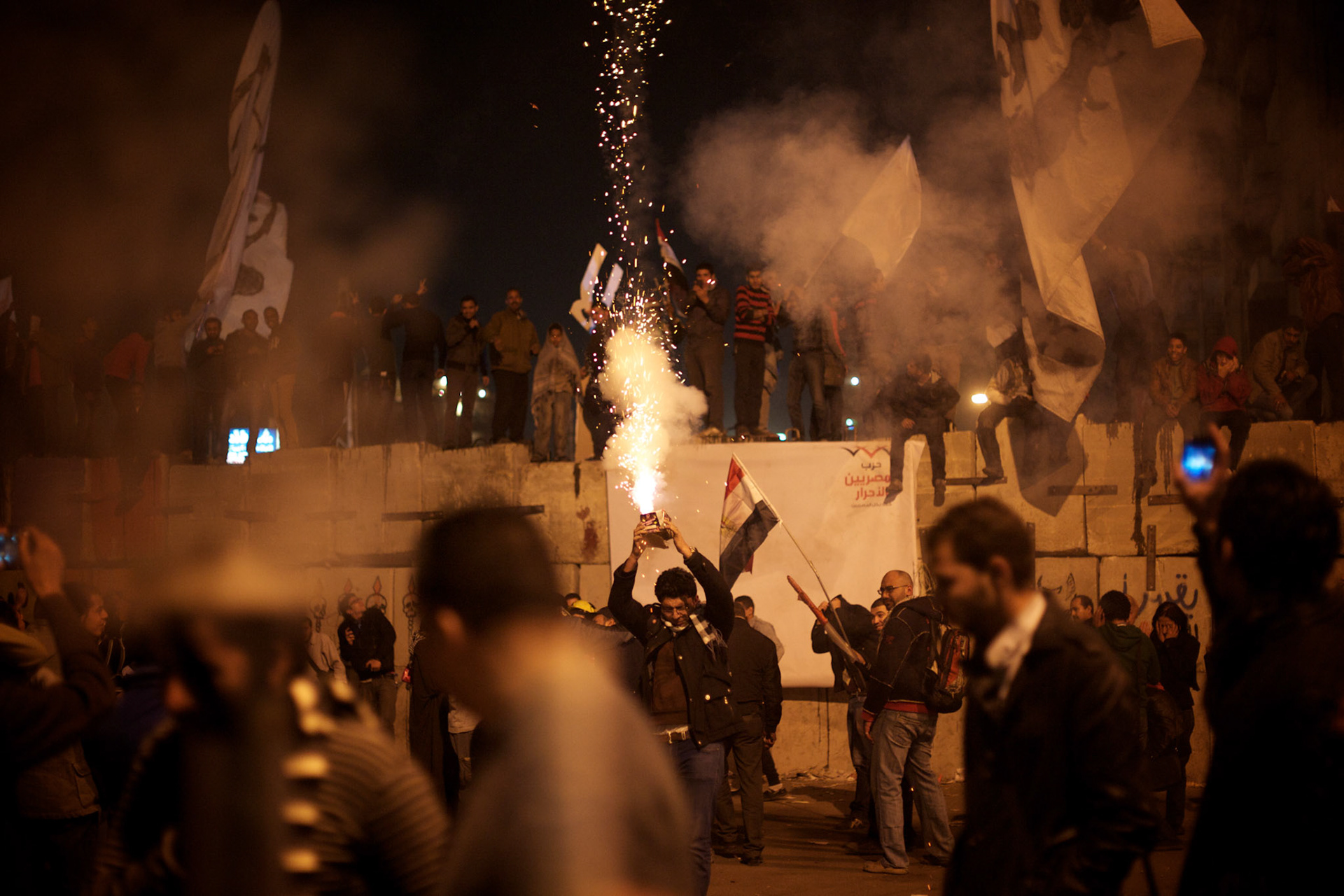 Tens of thousands gathered to voice their anger against a planned referendum for a new islamic-based constitution planned by president Mohamed Morsi.