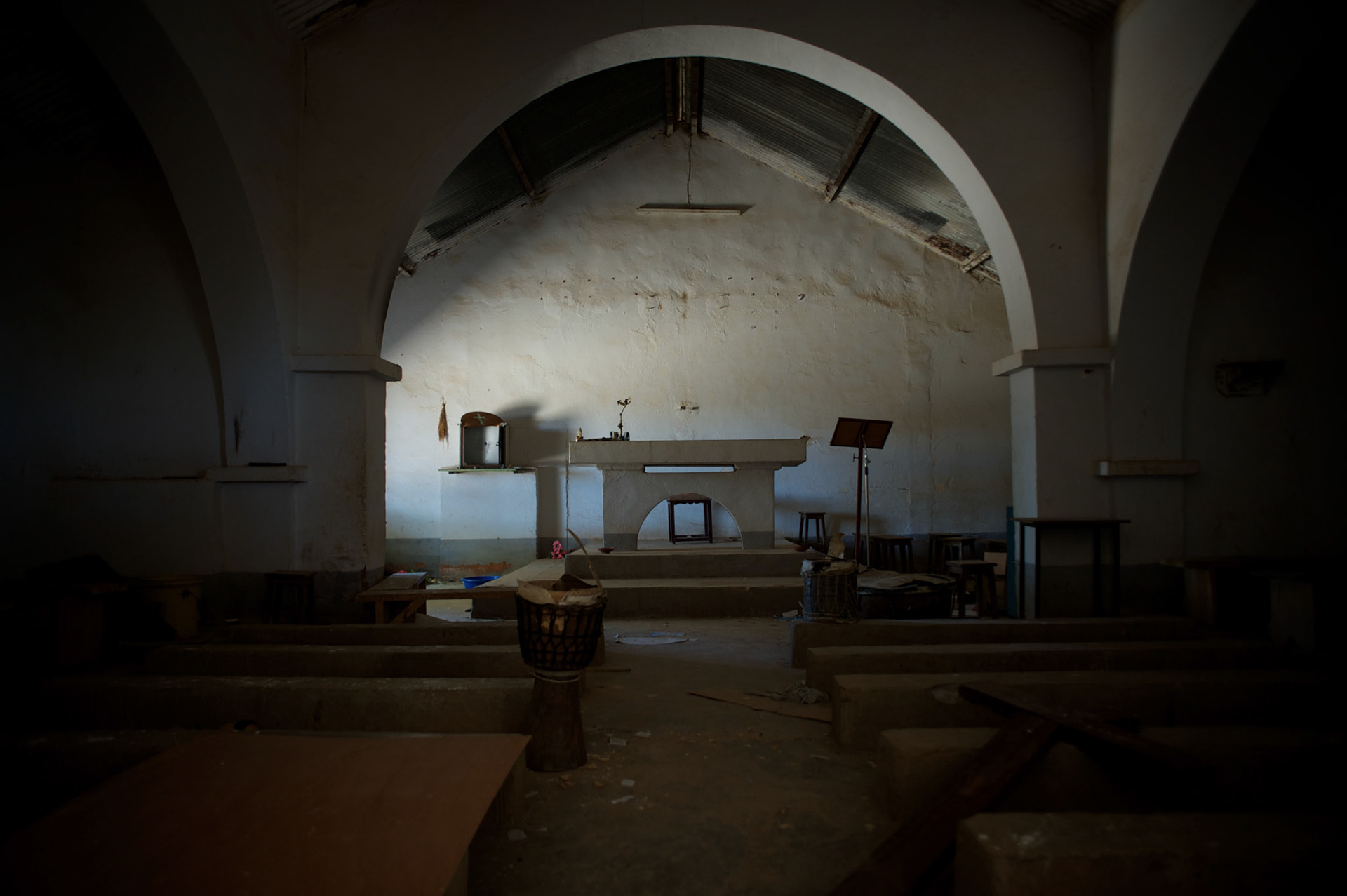 January 21, 2013 - Diabaly, Mali: General view of the inside of a destroyed catholic church in central Diabaly, a day after Mali government troops regain control of the city. Diabaly was under islamist militants control since the 14th of January.Several insurgent groups have been fighting a campaign against the Malian government for independence or greater autonomy for northern Mali, an area known as Azawad. The National Movement for the Liberation of Azawad (MNLA), an organisation fighting to make Azawad an independent homeland for the Tuareg people, had taken control of the region by April 2012.The Malian government pledge to the French army to help the national troops to stop the rebellion advance towards the capital Bamako. The french troops started aerial attacks on rebel positions in the centre of the country and deployed several hundred special forces men to counter attack the advance on the ground. (Paulo Nunes dos Santos)