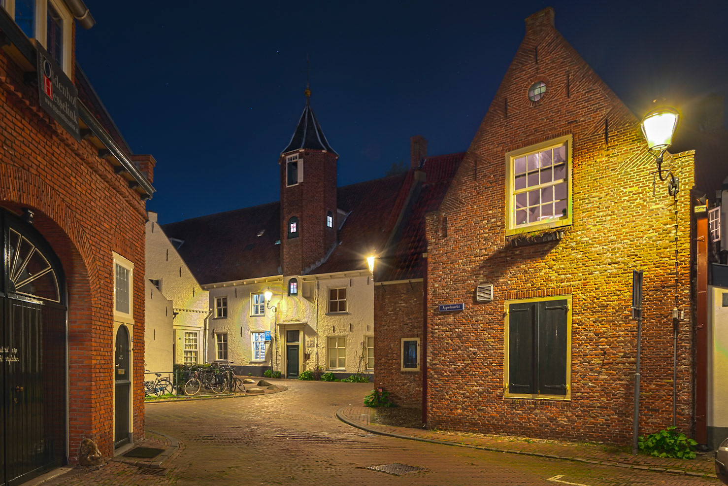 Appelmarkt - Muurhuizen