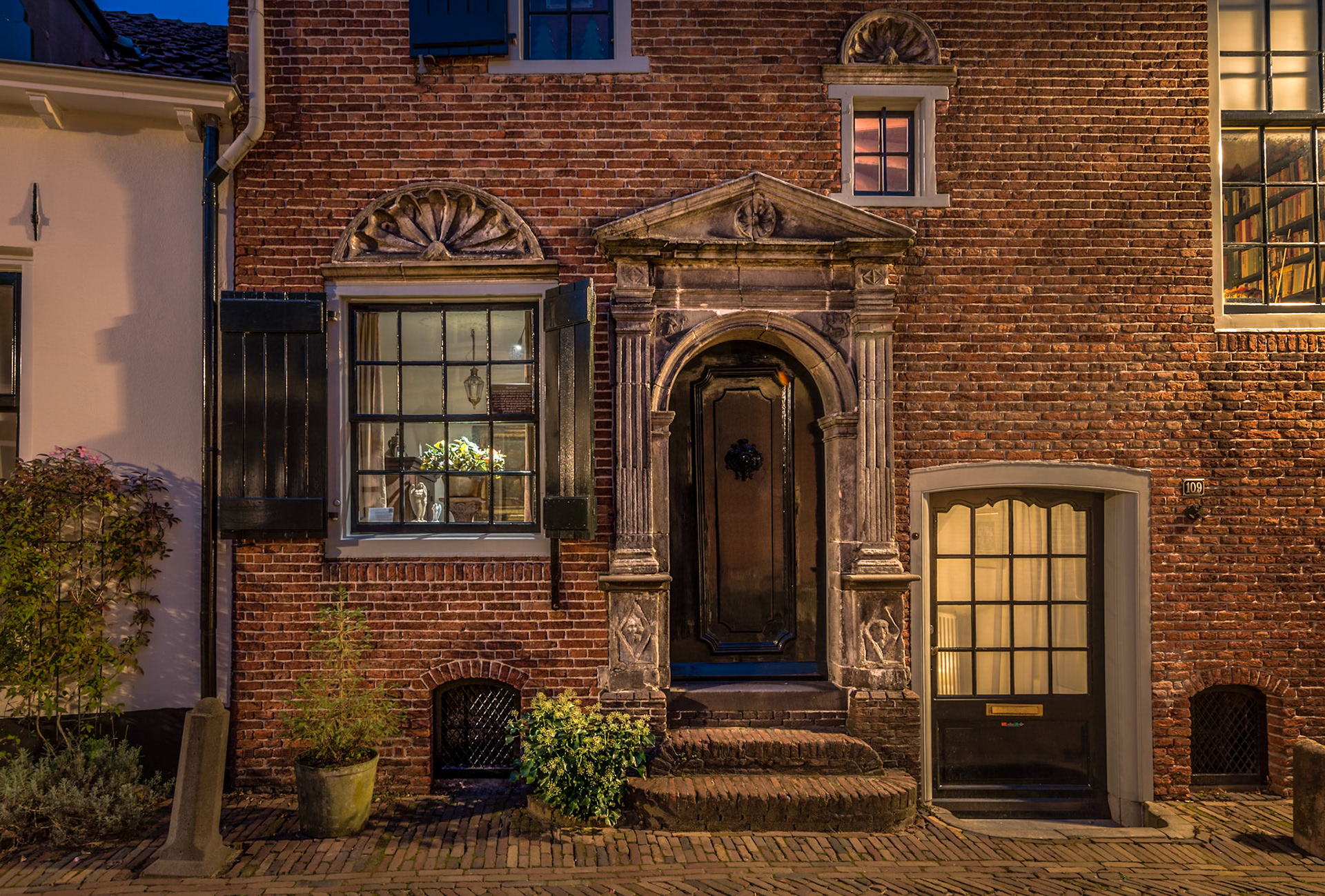Muurhuizen 109