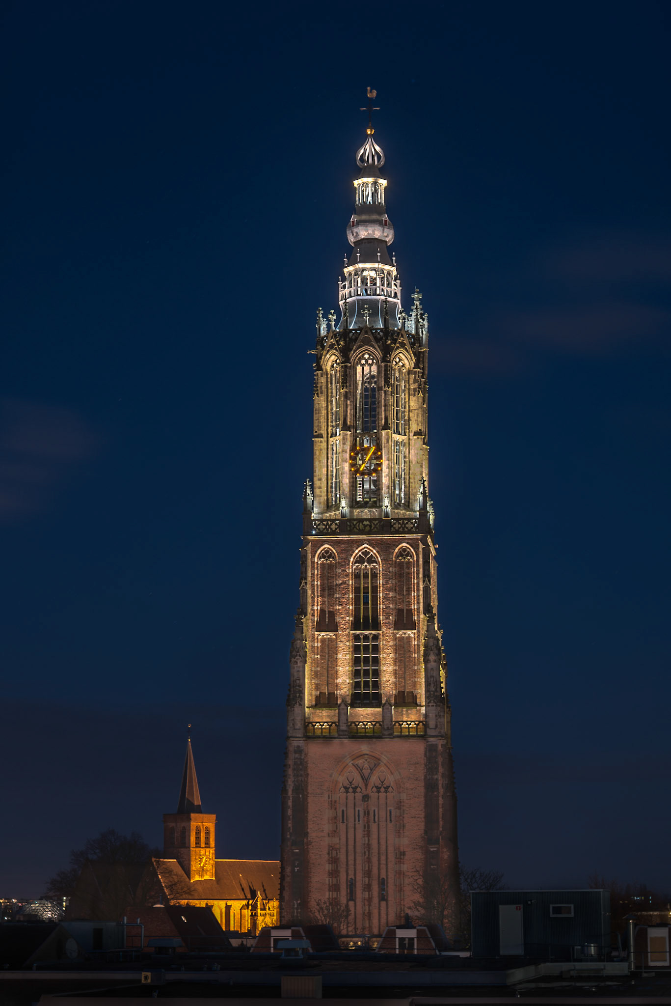 OLV Toren west