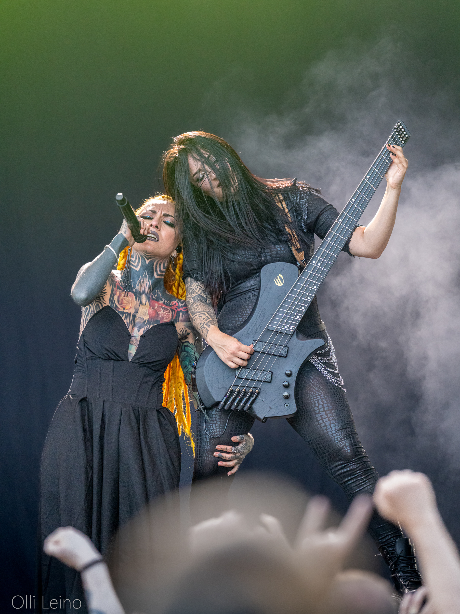 Lena Scissorhands and Alicia Lane, Infected Rain